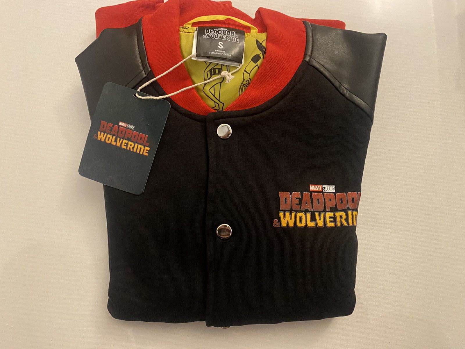 Marvel Comics Marvel Deadpool and Wolverine Varsity Jacket Size S Size US S / EU 44-46 / 1 - 1 Thumbnail