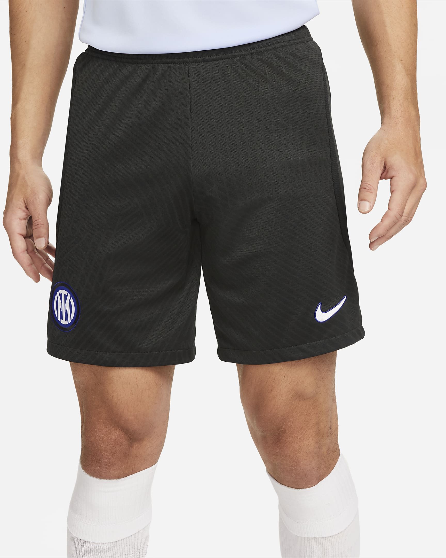 Nike NWOT 2024 Inter Milan Small Men's Nike Football Shorts Size US S / EU 44-46 / 1 - 3 Thumbnail
