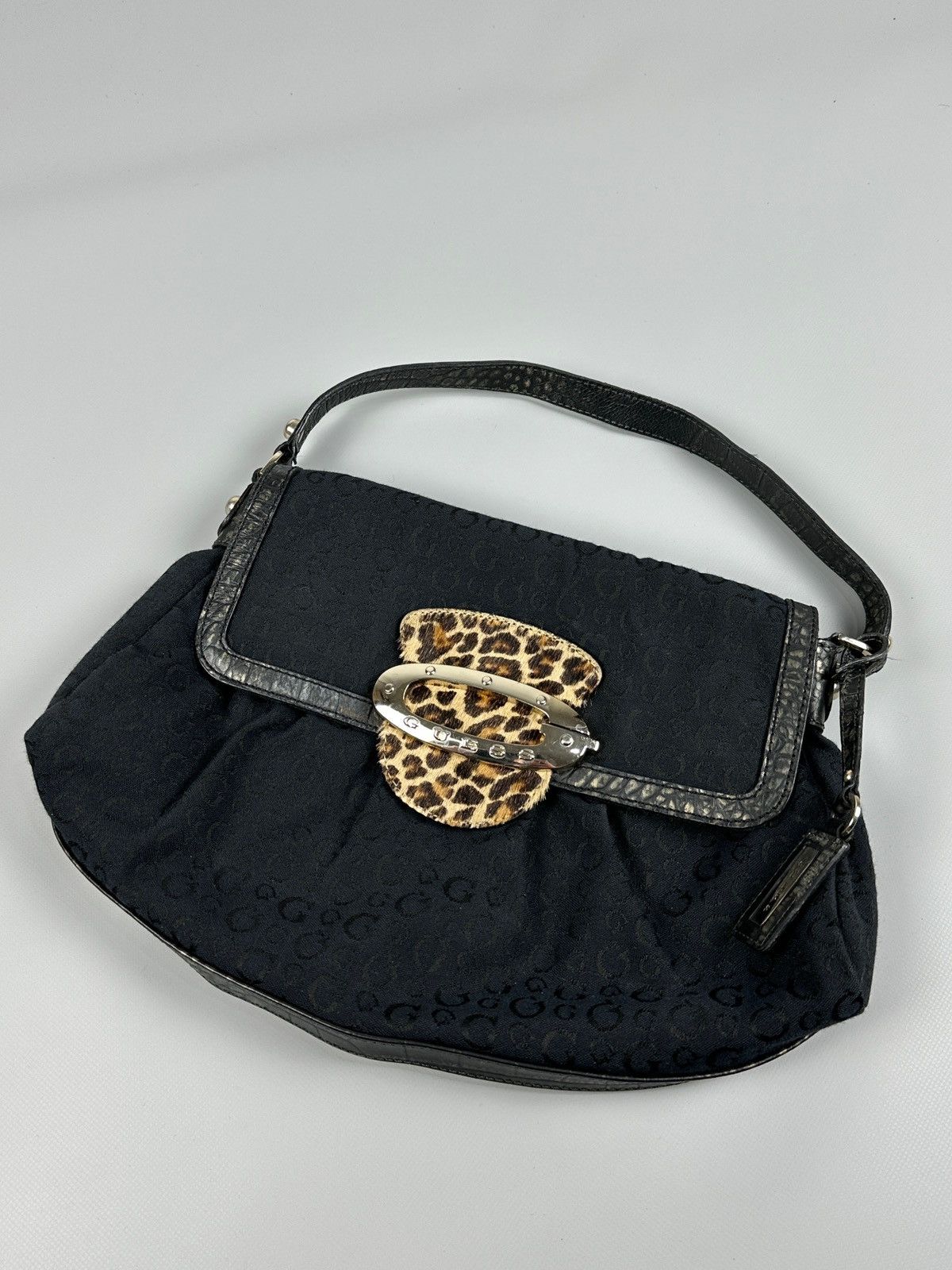 Guess Vintage Guess Y2K Monogram Leopard Print Shoulder Hobo Bag Size ONE SIZE - 1 Thumbnail