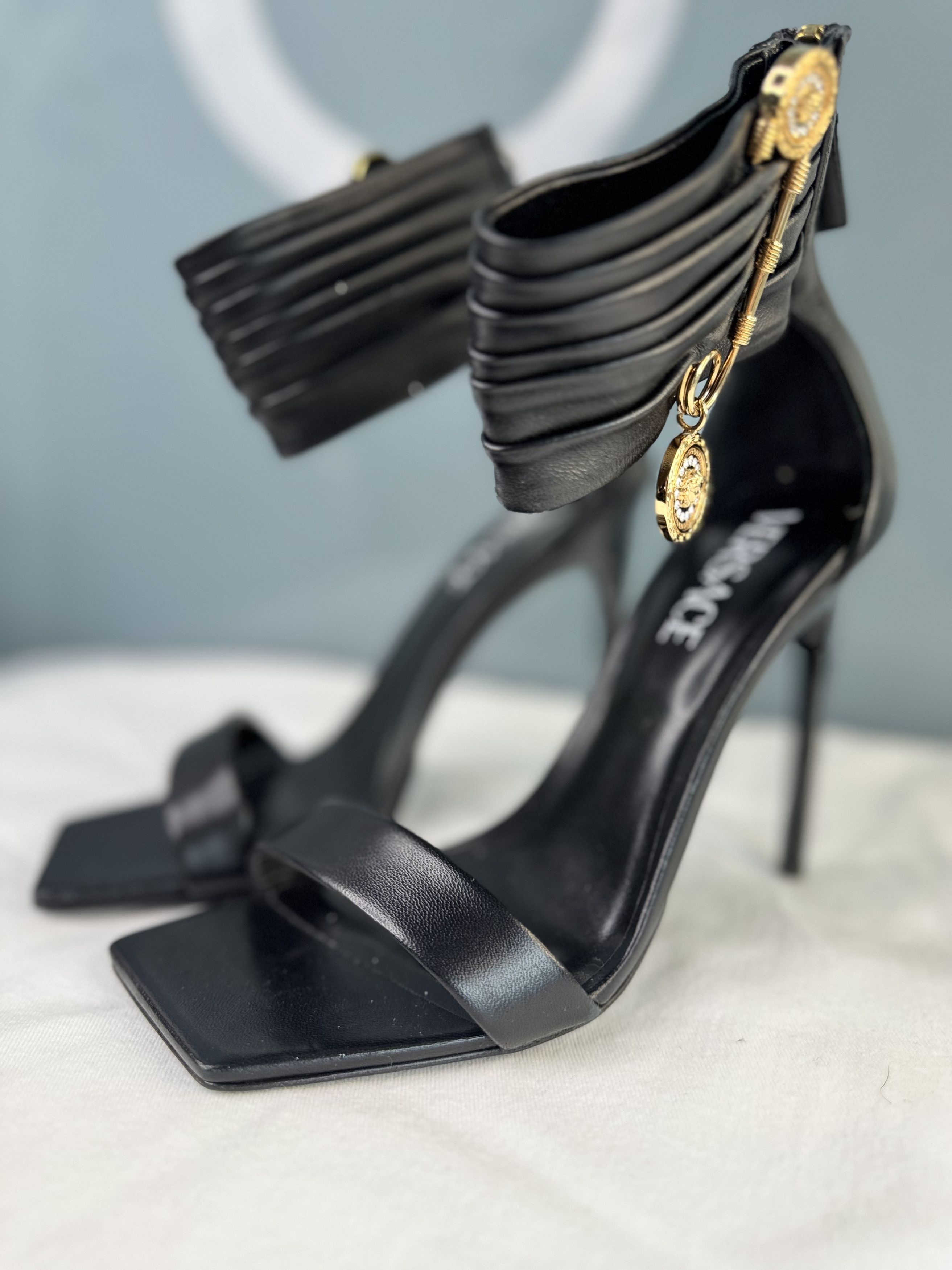 Versace Medusa Safety Pin Heels Size US 8 / IT 38 - 2 Thumbnail