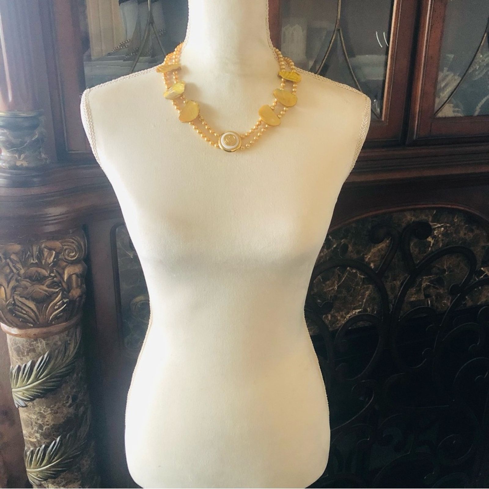Handmade Handcrafted repurpose vintage crest abalone Pearl necklace Size ONE SIZE - 6 Thumbnail