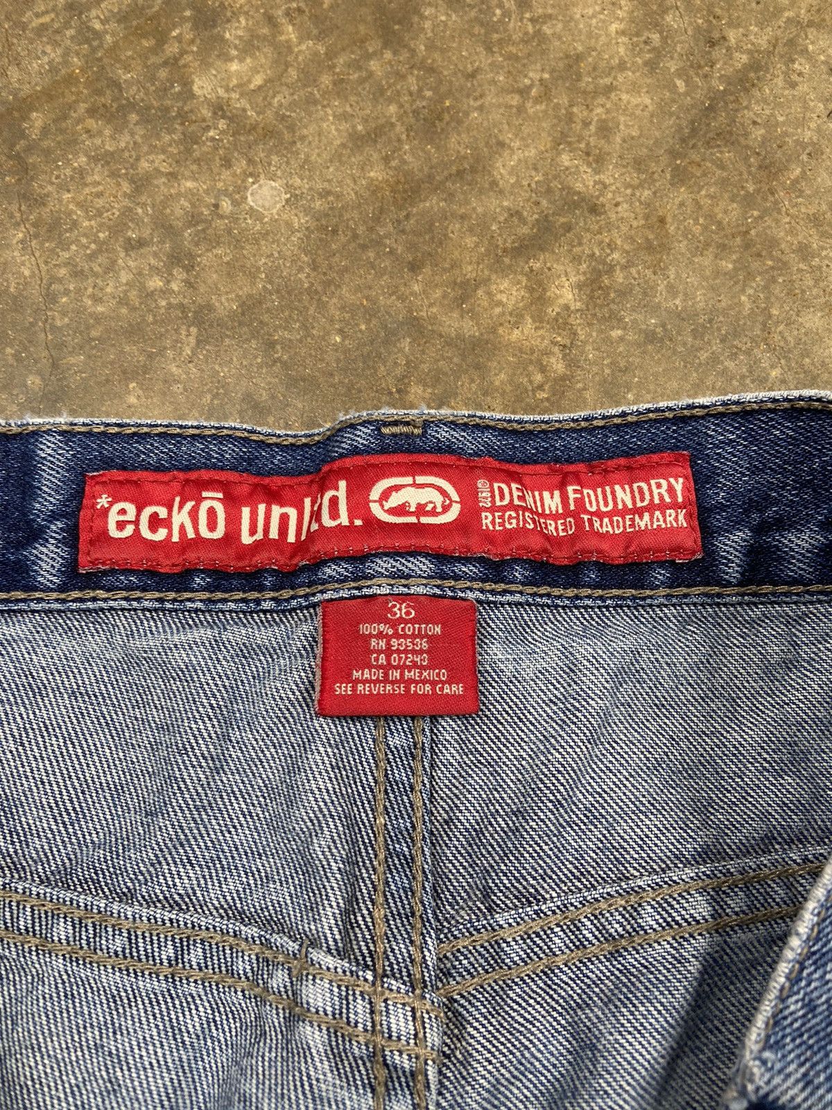 Ecko Unltd. Crazy Vintage Baggy Wide Loose Jnco Style Distressed Jeans Size US 36 / EU 52 - 6 Thumbnail
