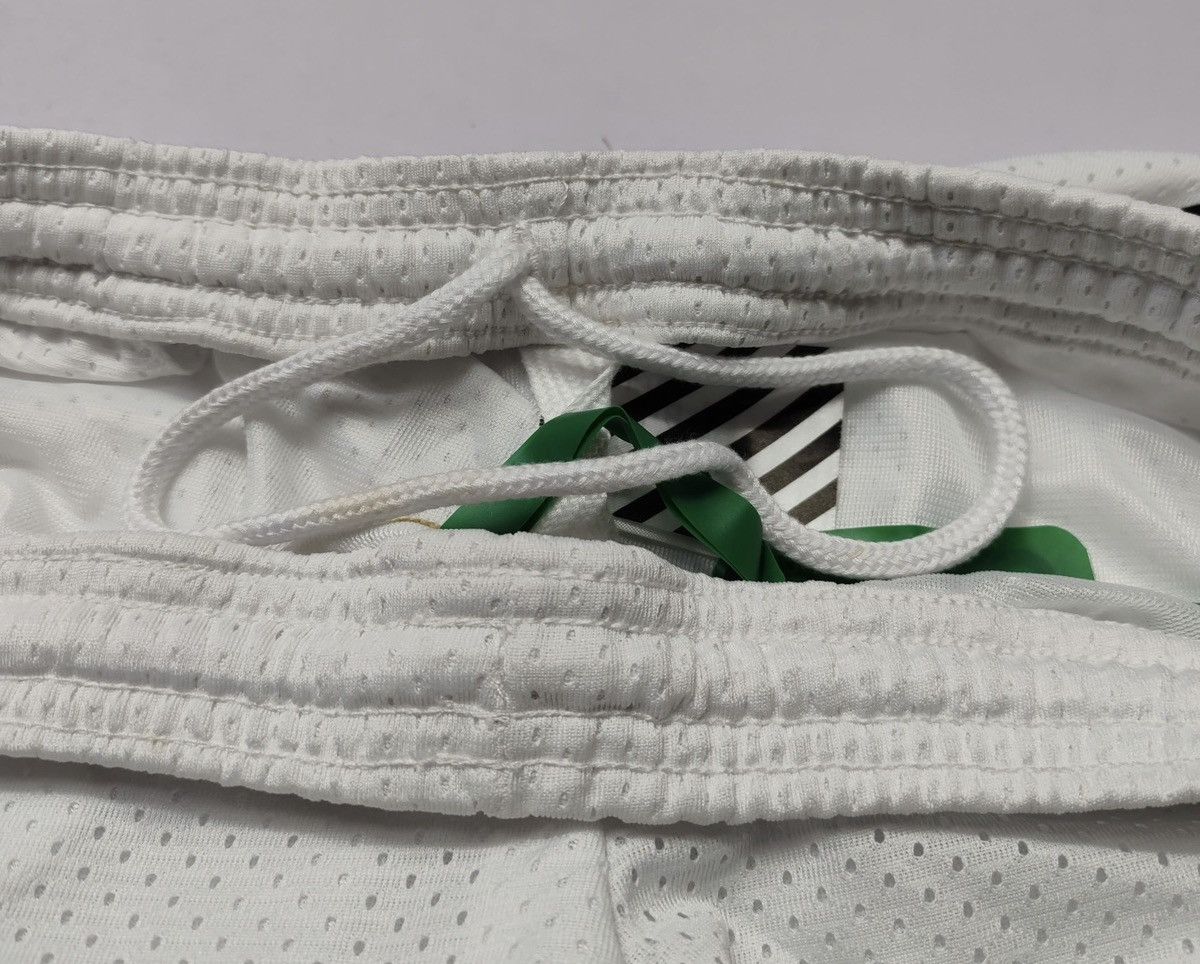 Off-White Off-White STRIPED WALSHORT WHITE Size US 28 / EU 44 - 9 Thumbnail