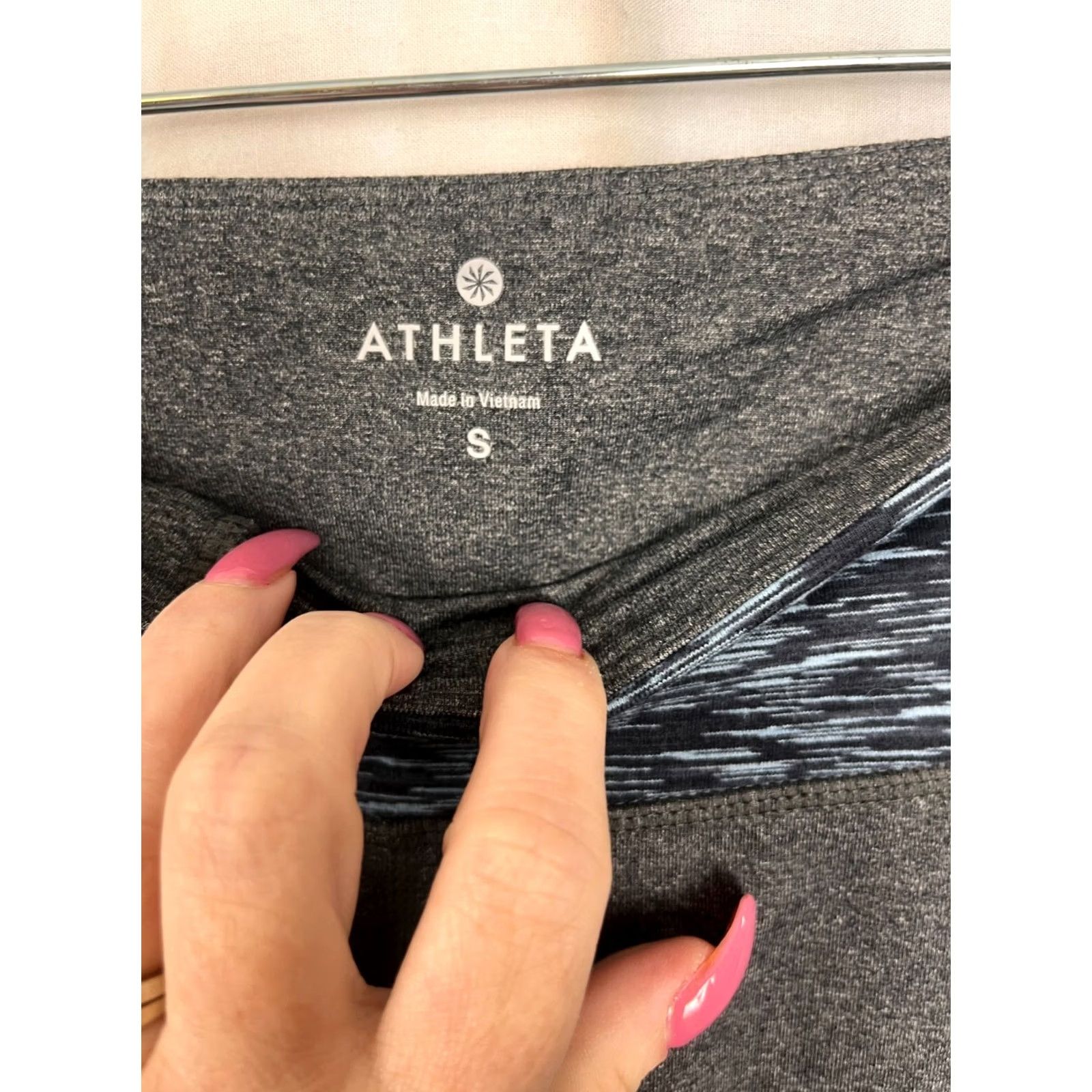 Athleta Athleta Leggings Shirt? Size 28" / US 6 / IT 42 - 4 Thumbnail