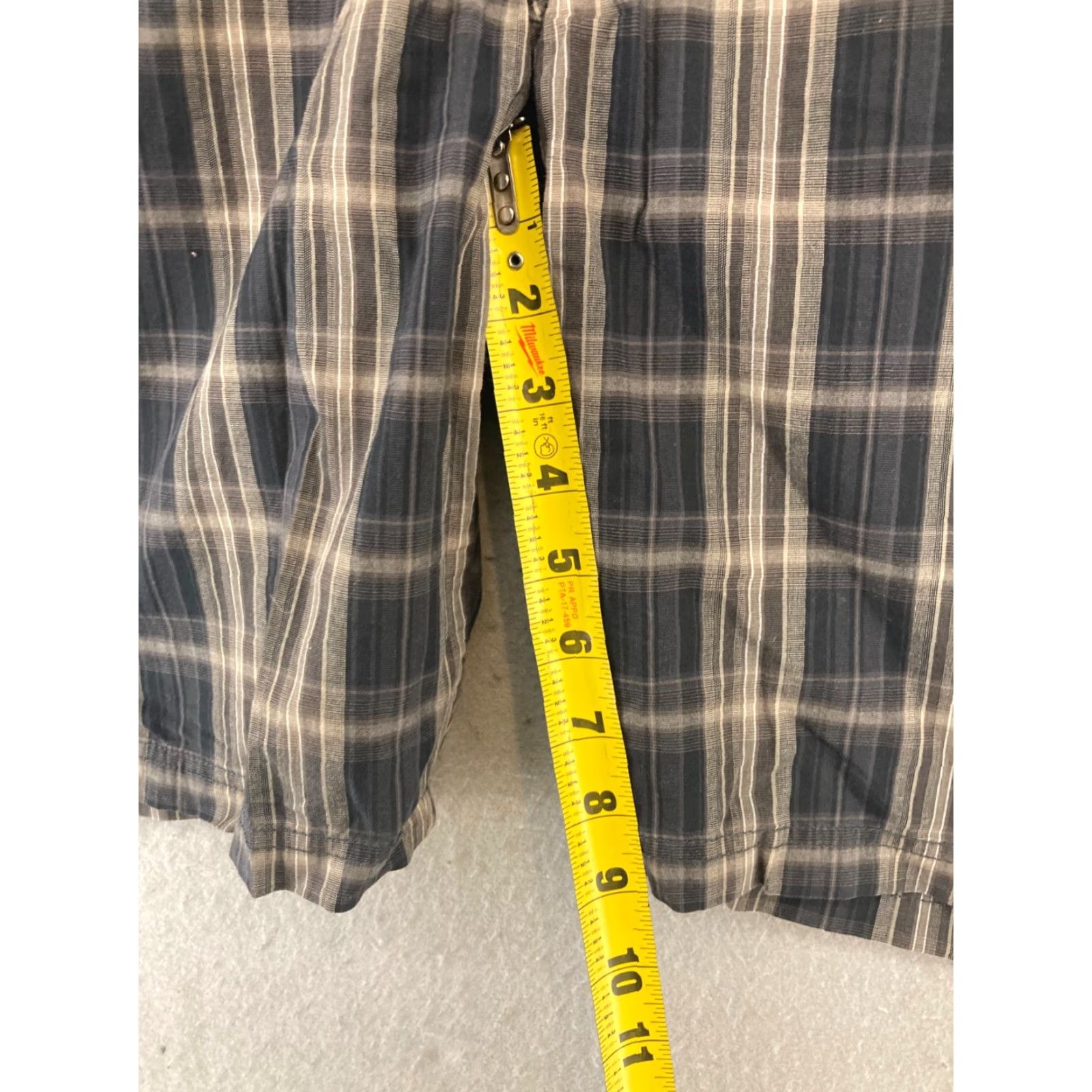 Vintage Columbia Women's Bermuda Shorts 2 Brown Plaid Outdoor Stretch Casual Hiking Size 26" / US 2 / IT 38 - 5 Thumbnail