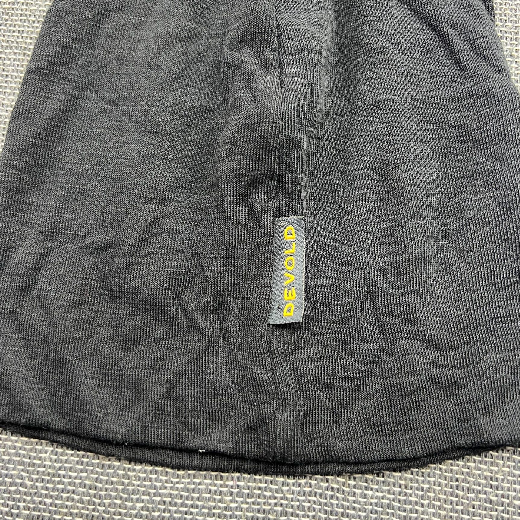 Vintage Devold Beanie Hat One Size 100% Merino Wool Black Thermal Lightweight Knit Wool Unisex Adults Beanie Mens Womens Size ONE SIZE - 6 Thumbnail