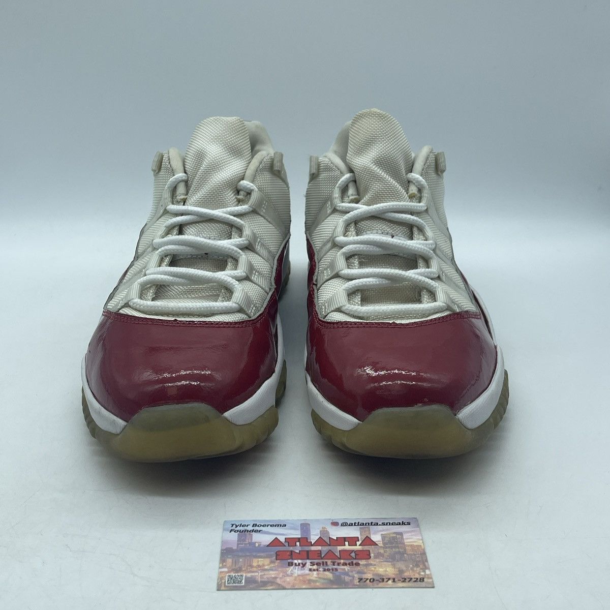 Jordan Brand Air Jordan 11 low cherry Size US 11 / EU 44 - 2 Thumbnail