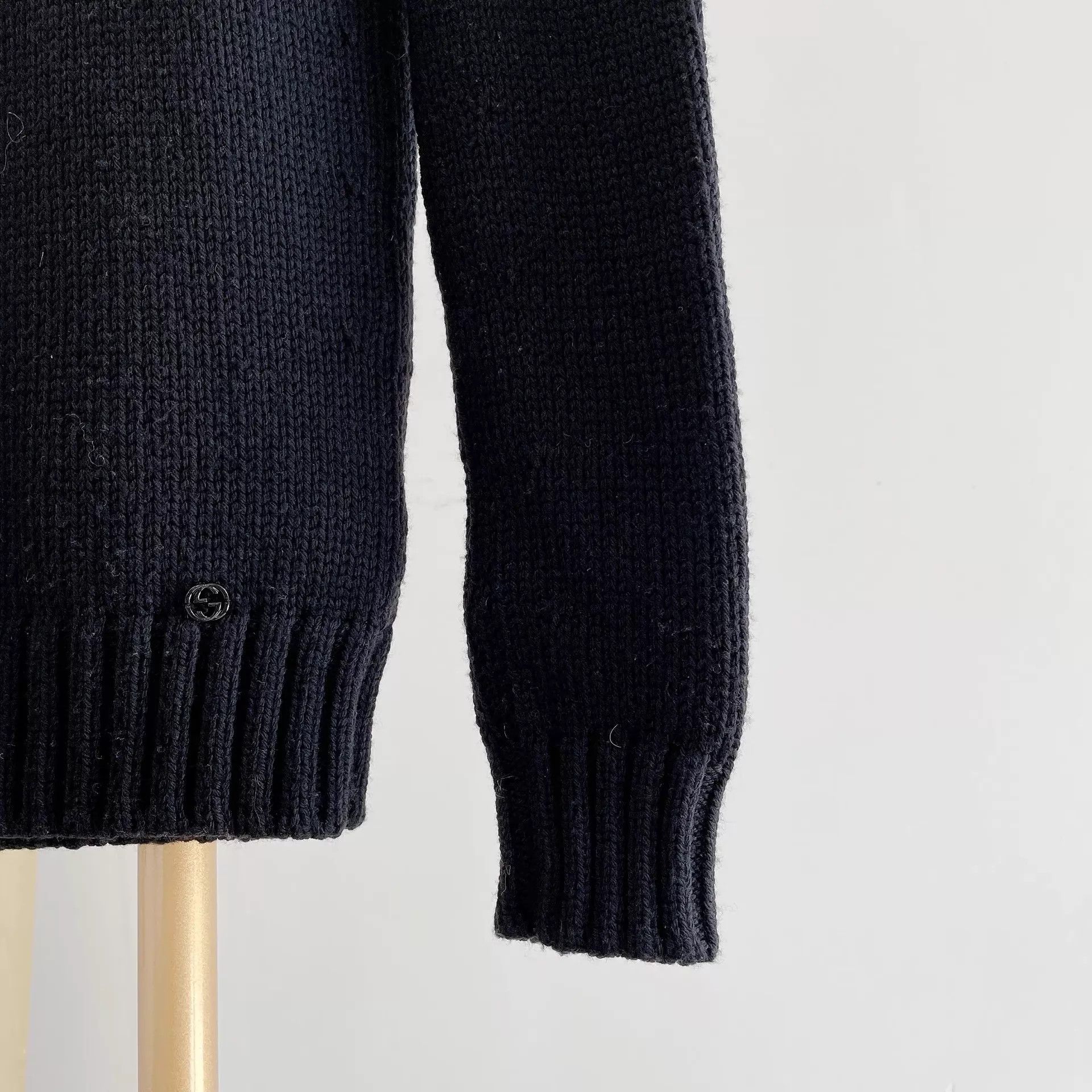 Gucci Gucci Wool Top XS Used Size XS / US 0-2 / IT 36-38 - 4 Thumbnail