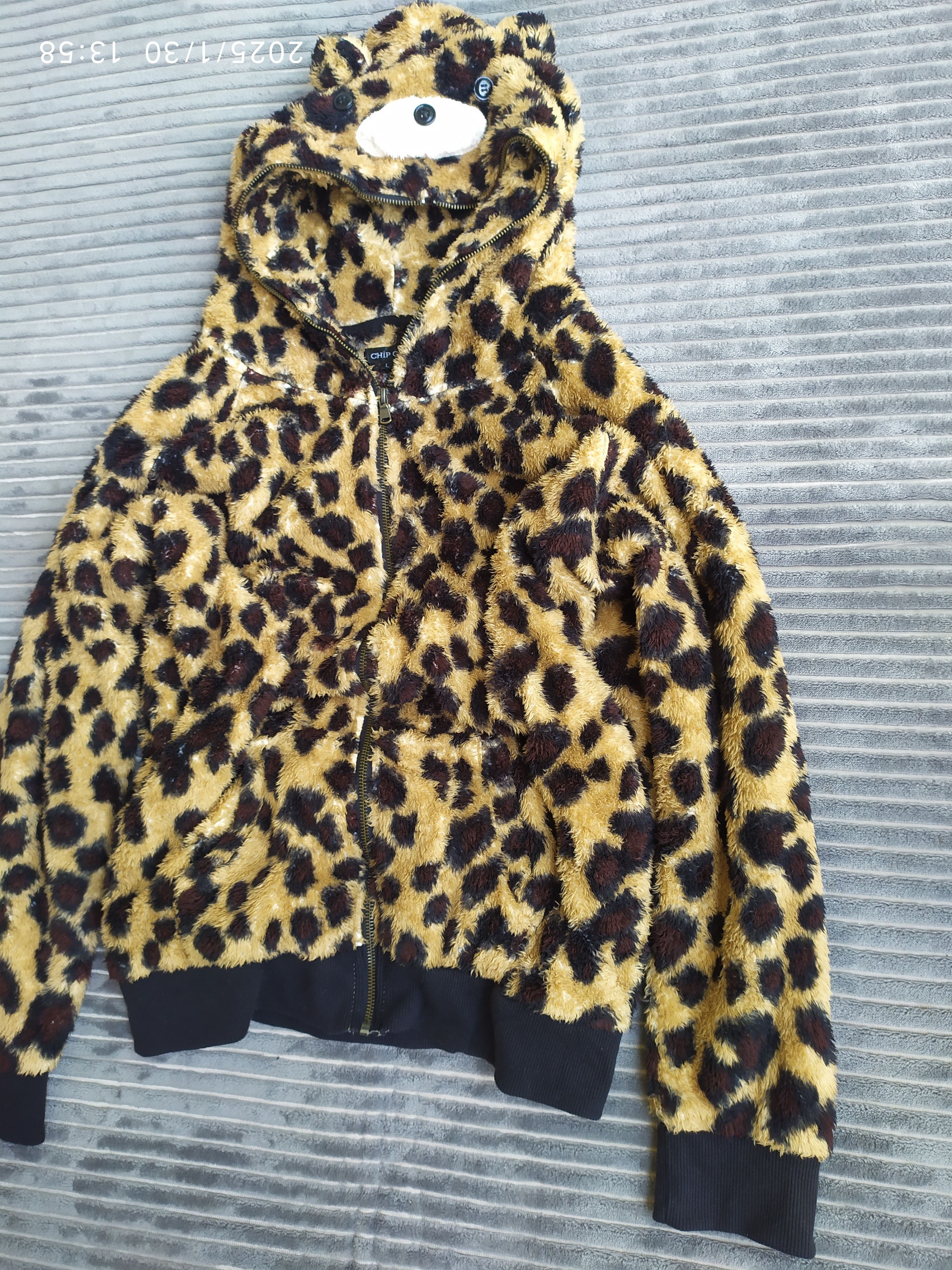 If Six Was Nine × Japanese Brand × Le Grande Bleu (L.G.B.) Japanese Chip Clip Charm Be Lucky Leopard hoodie Size US L / EU 52-54 / 3 - 6 Thumbnail