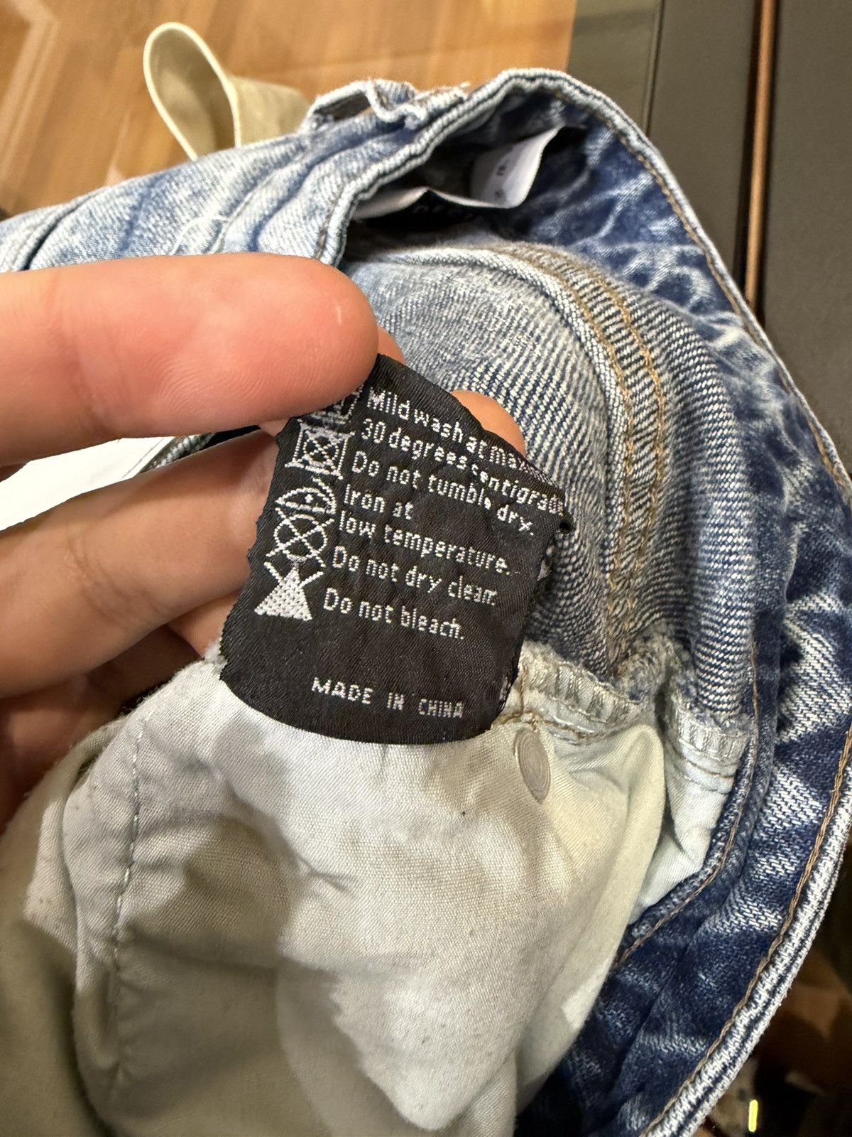 Who Decides War Who Decides War Sand Scripture Denim Jeans Size US 28 / EU 44 - 5 Thumbnail