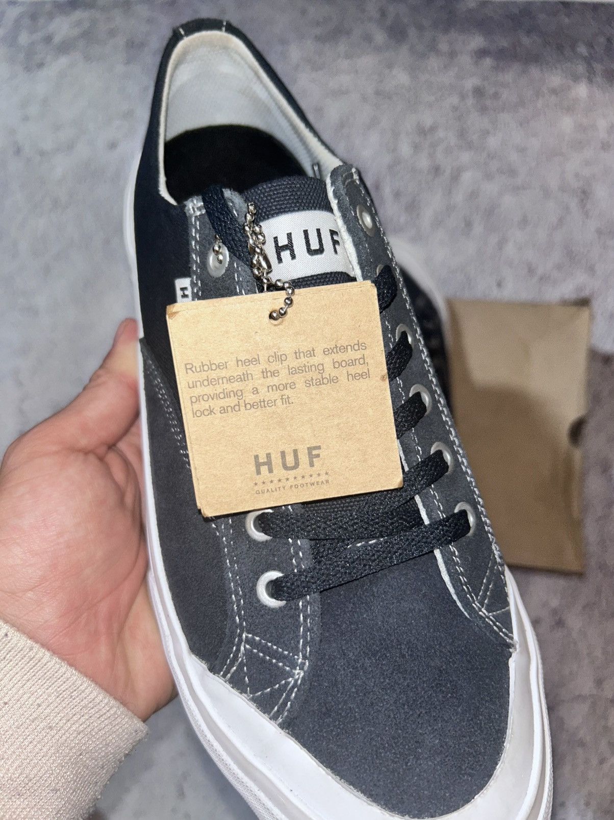 Huf HUF Classic Lo Ess Shoes Skate Sneakers Suede Size US 8 / EU 41 - 3 Thumbnail