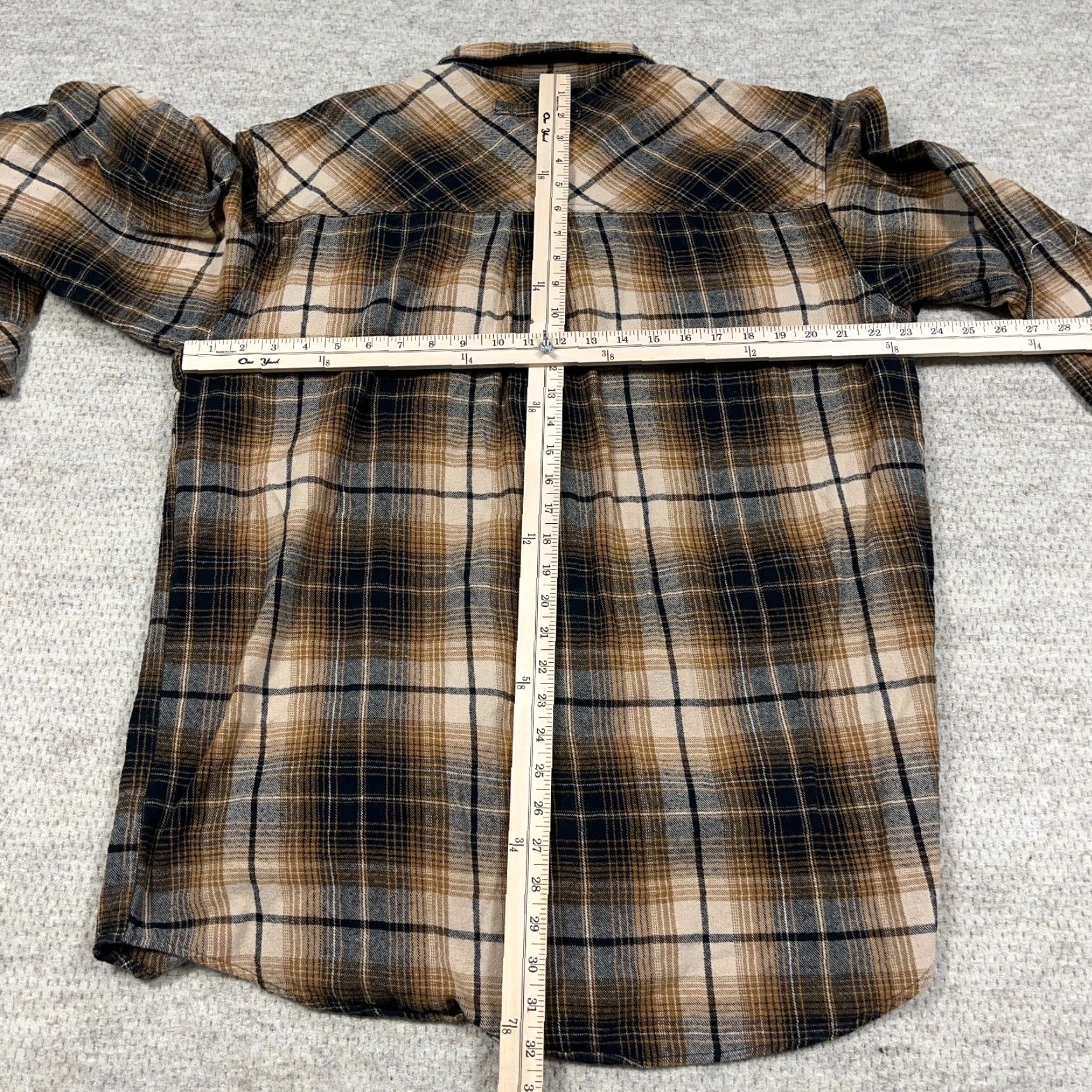 Vintage Legendary Whitetails Flannel Shirt Men XLT Brown Black Plaid Button Up Camp Ski Shirt Size US XL / EU 56 / 4 - 7 Thumbnail