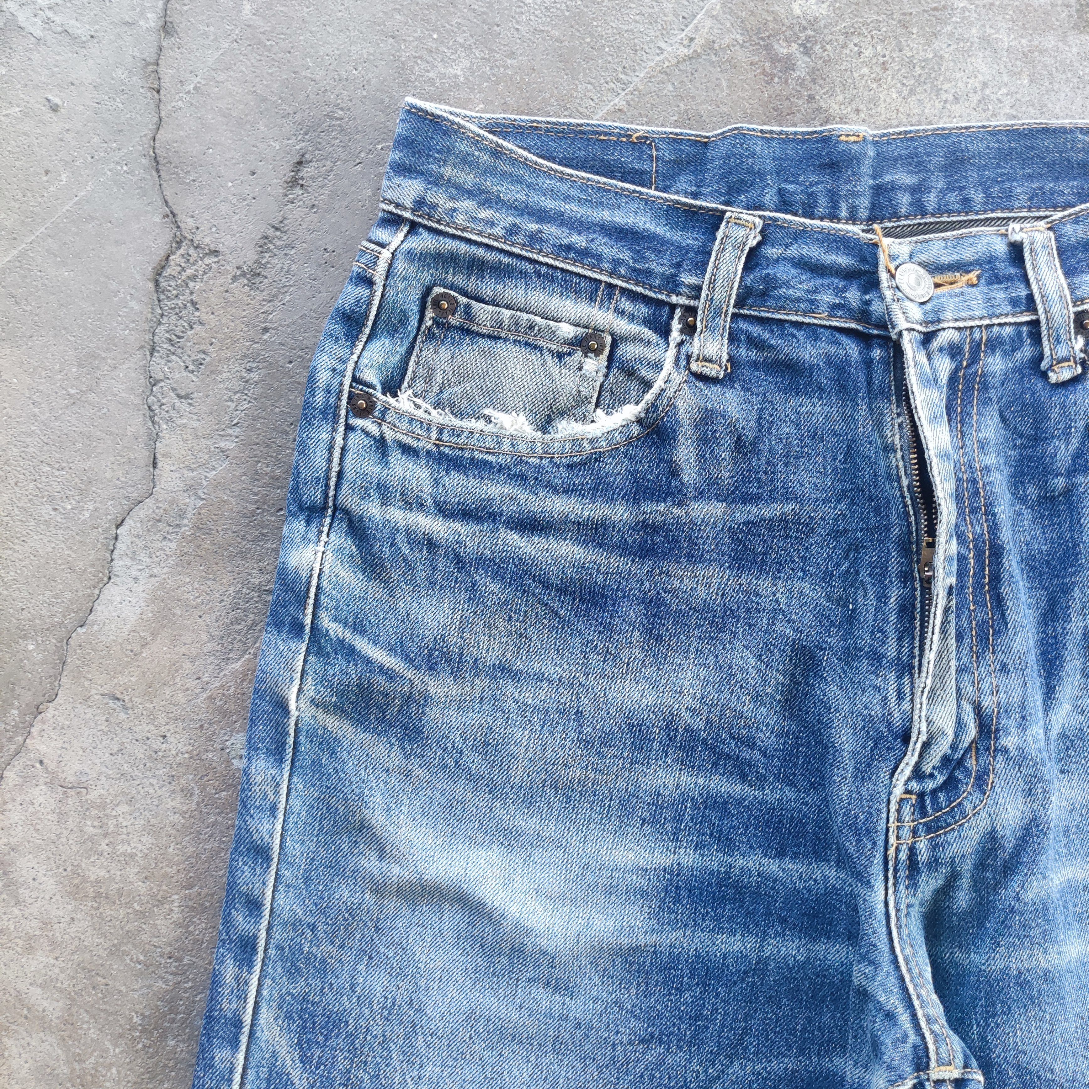 Japanese Brand Vintage Japanese Brand Buggy Jeans Ripped Faded Pants Size US 30 / EU 46 - 6 Thumbnail