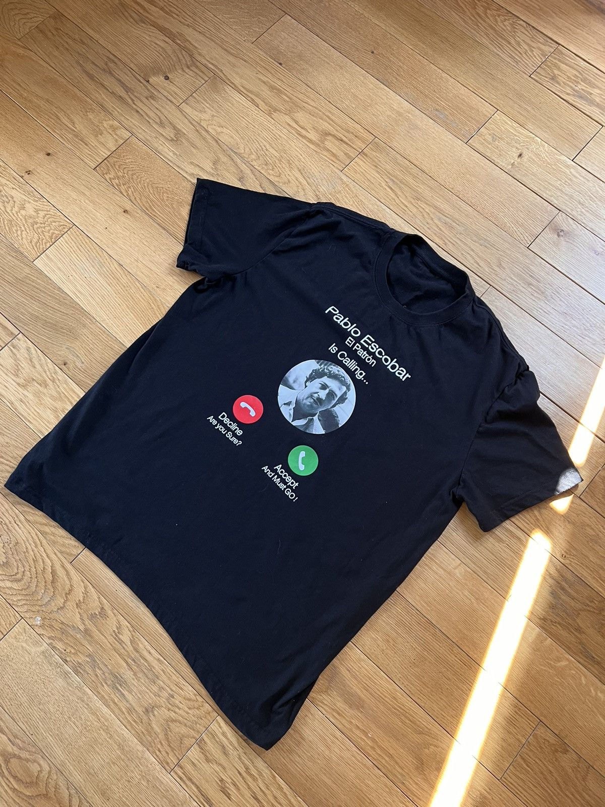 Other Pablo Escobar is calling t-shirt Size US M / EU 48-50 / 2 - 2 Thumbnail