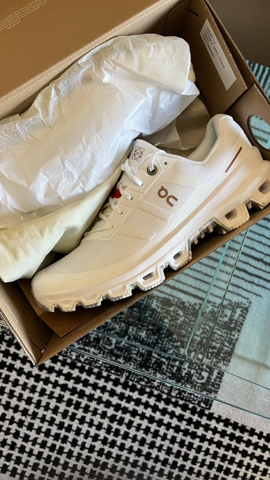 Loewe × On On X Loewe oncloud Size US 9 / IT 39 - 1 Thumbnail