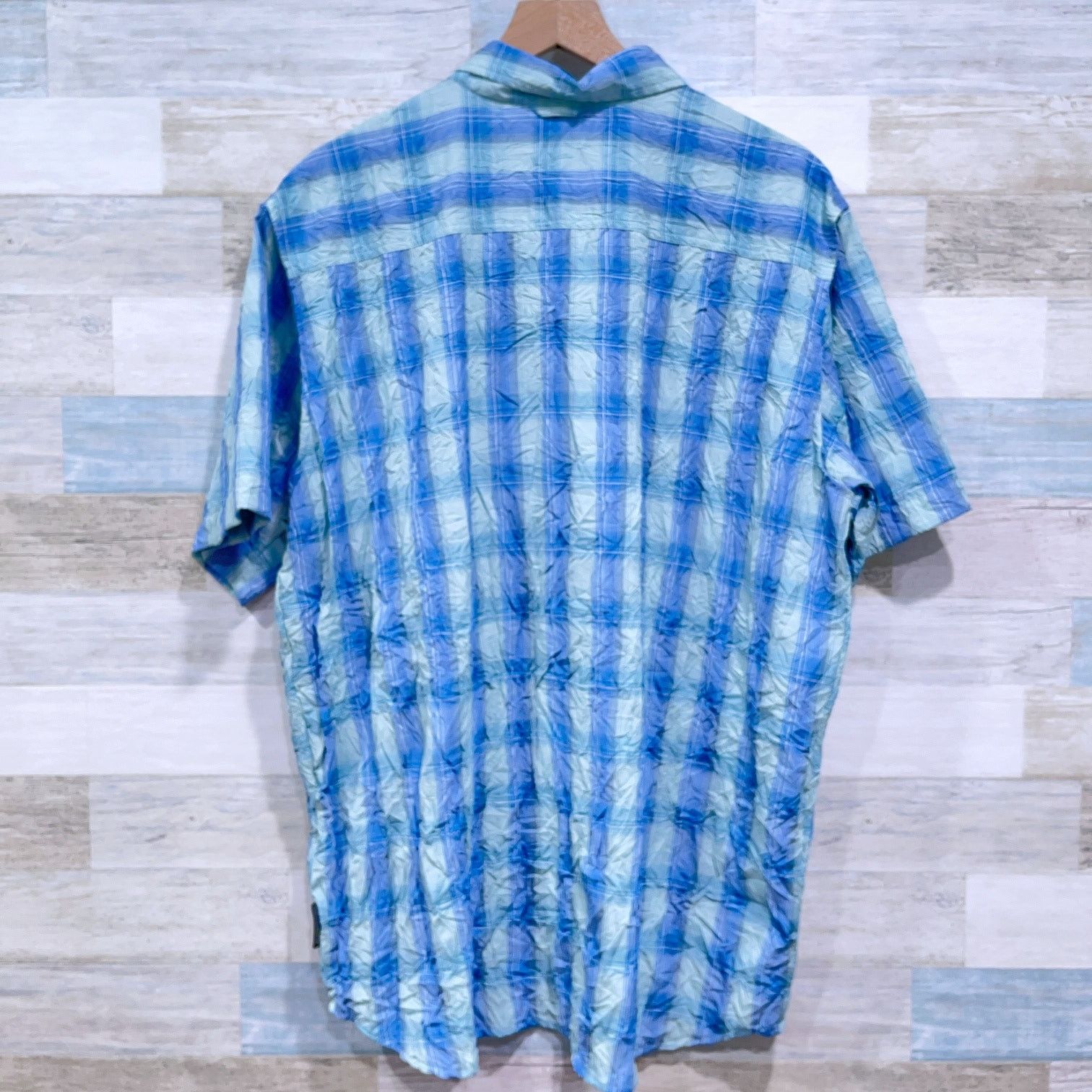 ExOfficio ExOfficio Short Sleeve Ventilated Shirt Blue Plaid Mens XL Size US XL / EU 56 / 4 - 3 Thumbnail
