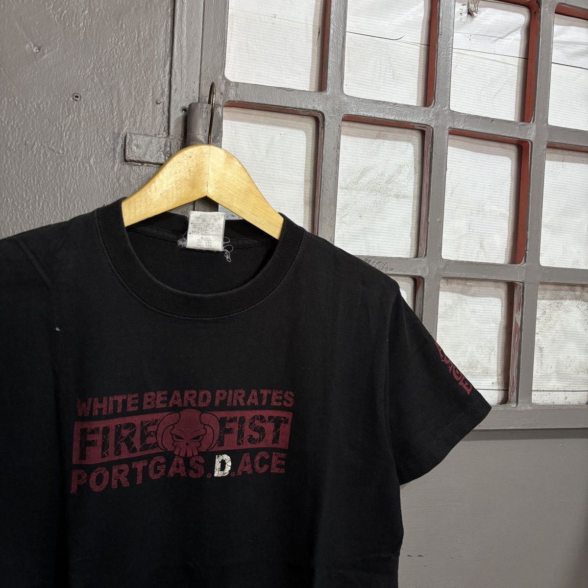 Anime Vtg Cospa One Piece Ace Second Division Commander Tee Size US M / EU 48-50 / 2 - 3 Thumbnail