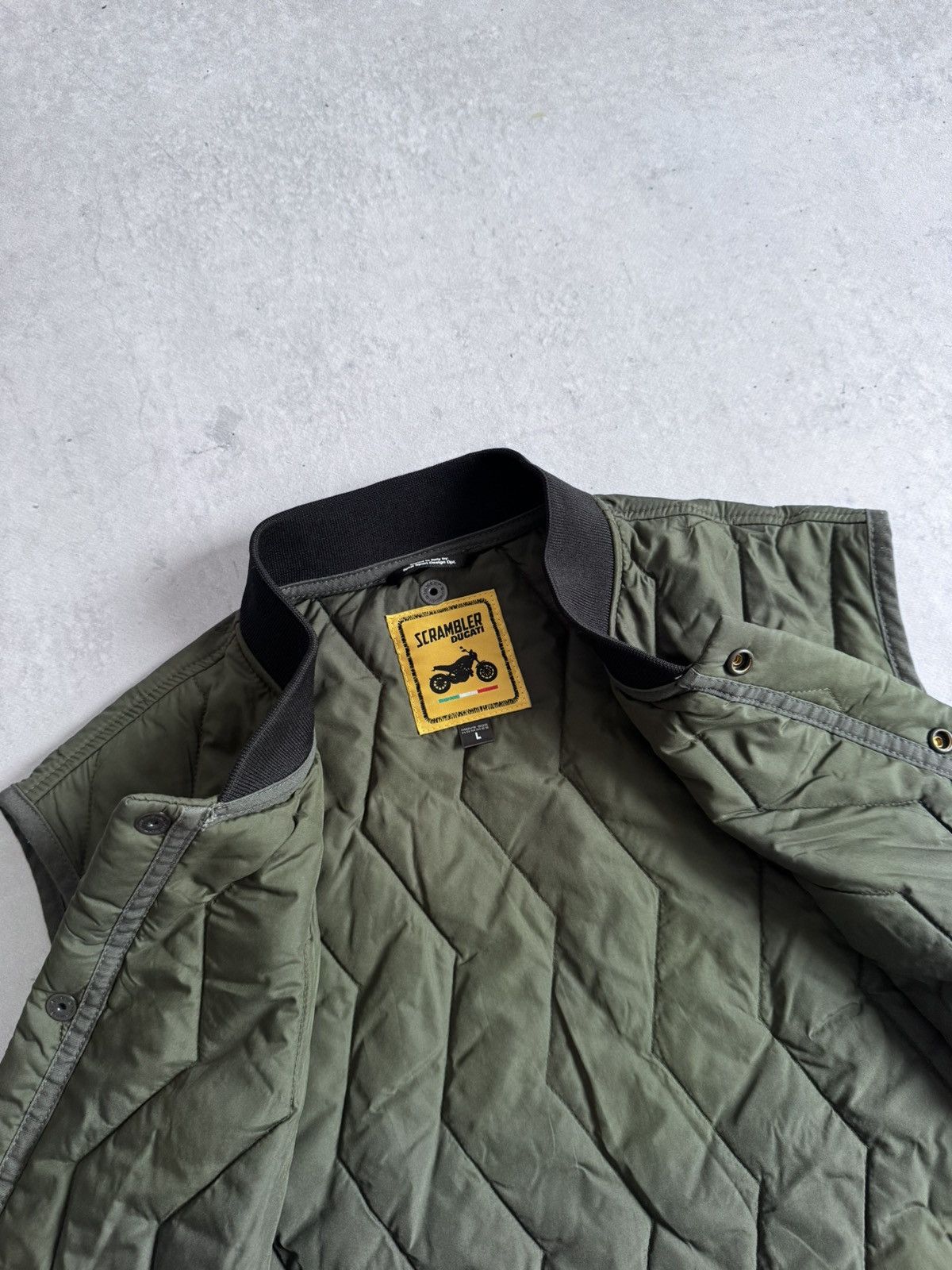 Ducati Ducati Scrambler Quilted Utility Vest Olive Green Size L Size US L / EU 52-54 / 3 - 7 Thumbnail