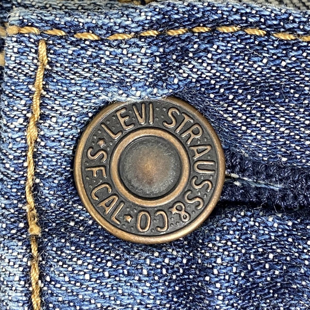 Vintage 90’ LEVI’S STRAUSS 501 Distress Denim Jeans Pant