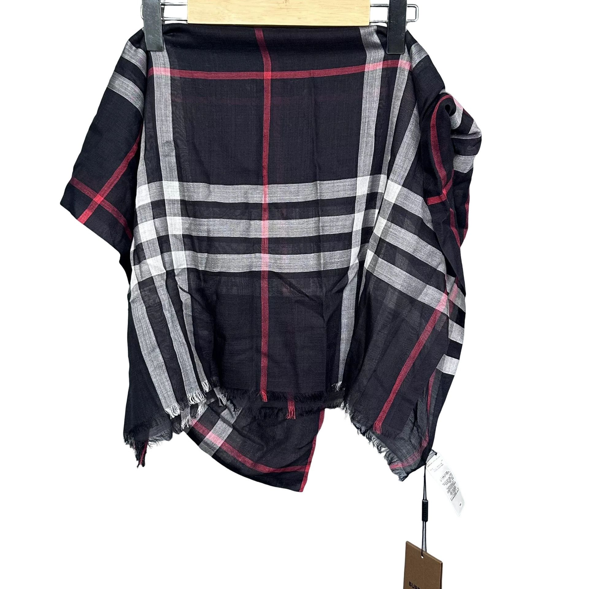 Burberry Burberry Check Scarf ONE SIZE Size ONE SIZE - 1 Thumbnail