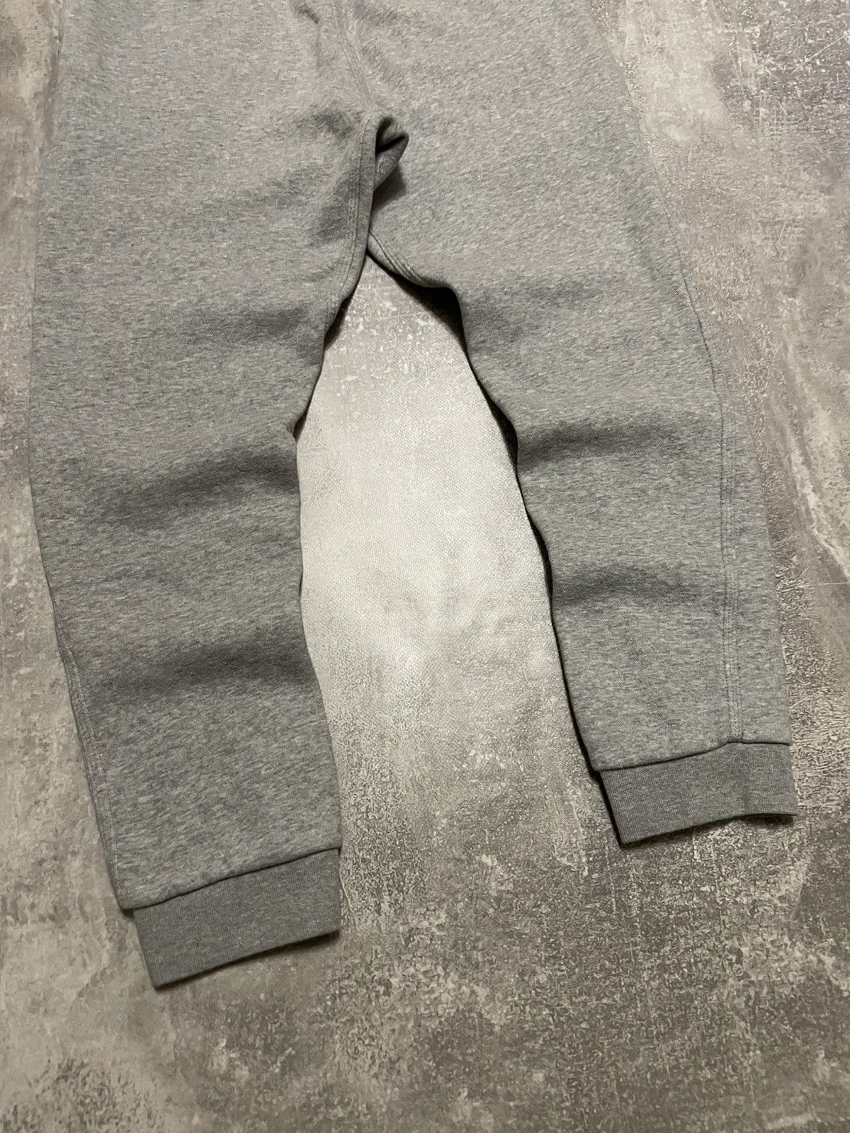 Nike Vintage Nike Swoosh Logo Sweatpants Joggers Pants Size US 30 / EU 46 - 13 Thumbnail