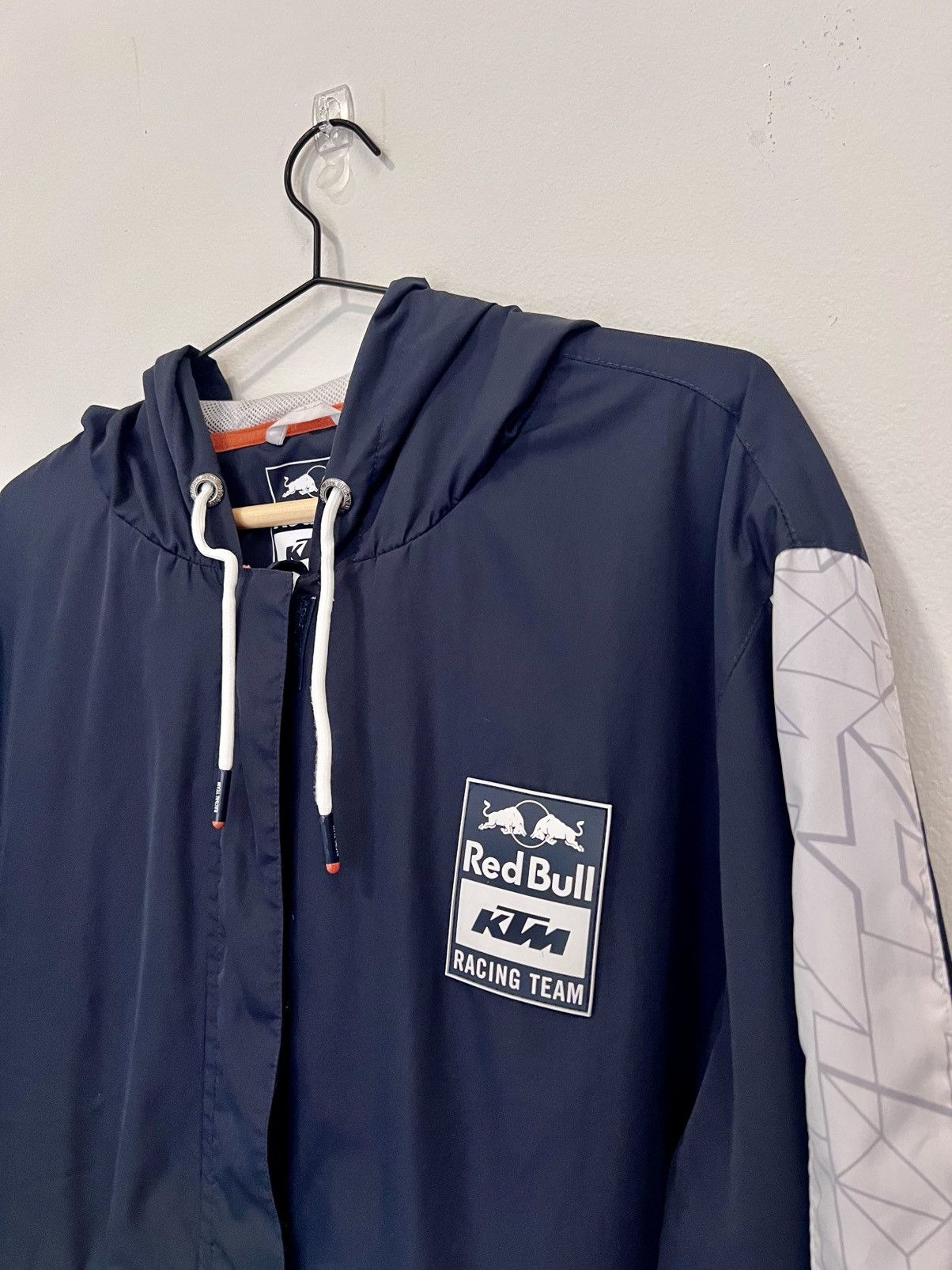 Other Red Bull KTM Racing Team Windbreaker Team Gear Size L Size US L / EU 52-54 / 3 - 5 Thumbnail