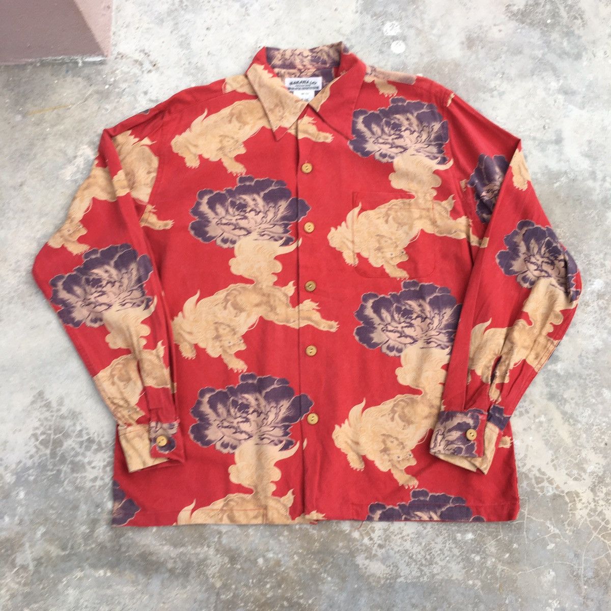 image of Vintage Makana Lei Silk Hawaiian Shirt, Men's (Size Medium)