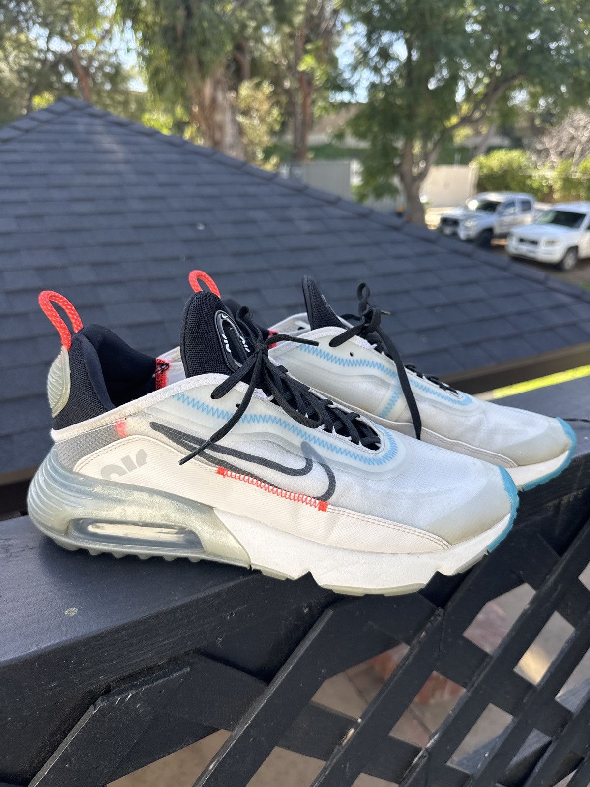 Nike Nike running shoes 2090 Size US 10.5 / EU 43-44 - 1 Thumbnail