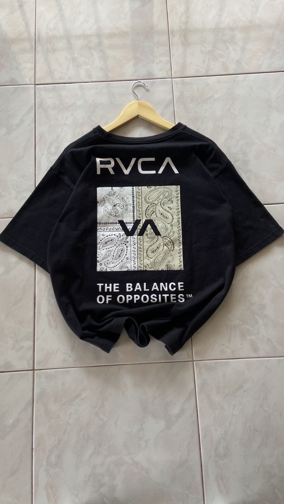 RVCA RVCA PAISLEY Size US M / EU 48-50 / 2 - 1 Thumbnail