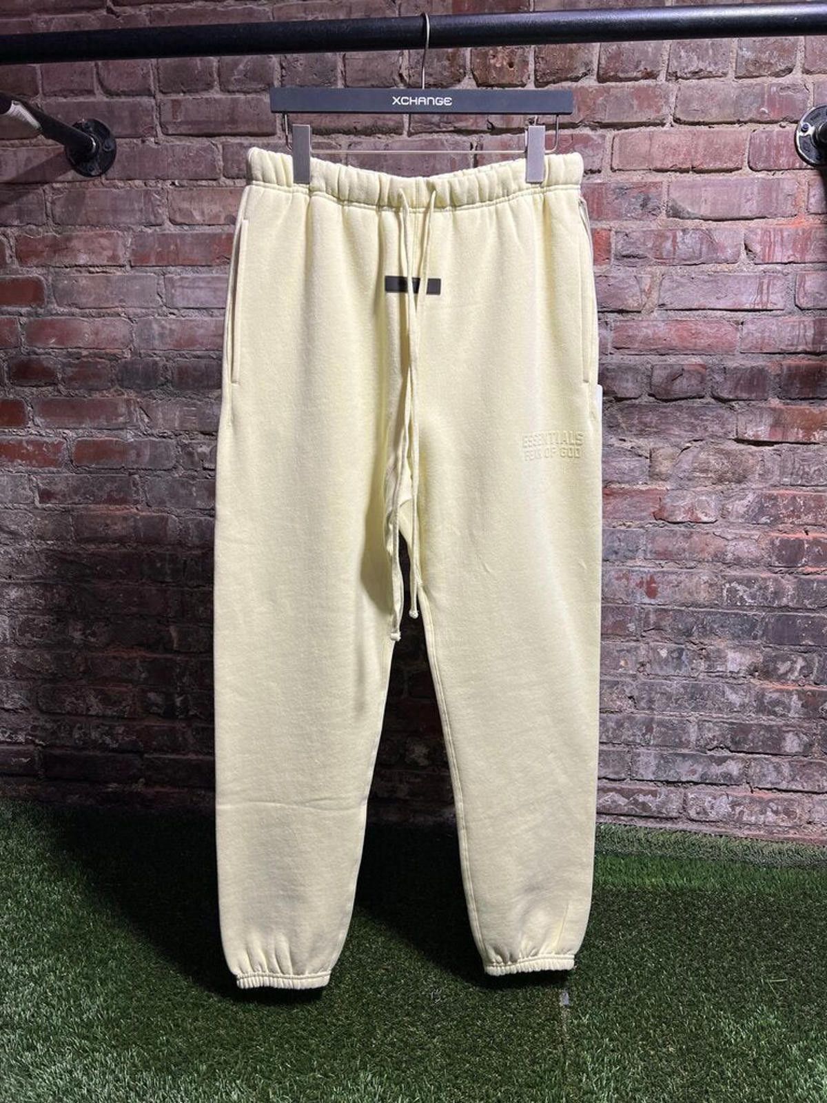 Essentials Essentials Fog Canary Yellow Sweatpants Sz. M Size ONE SIZE - 1 Thumbnail