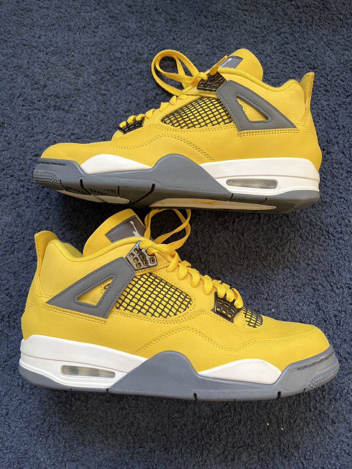 Jordan Brand Jordan 4 Retro Lightning Size US 10 / EU 43 - 2 Thumbnail