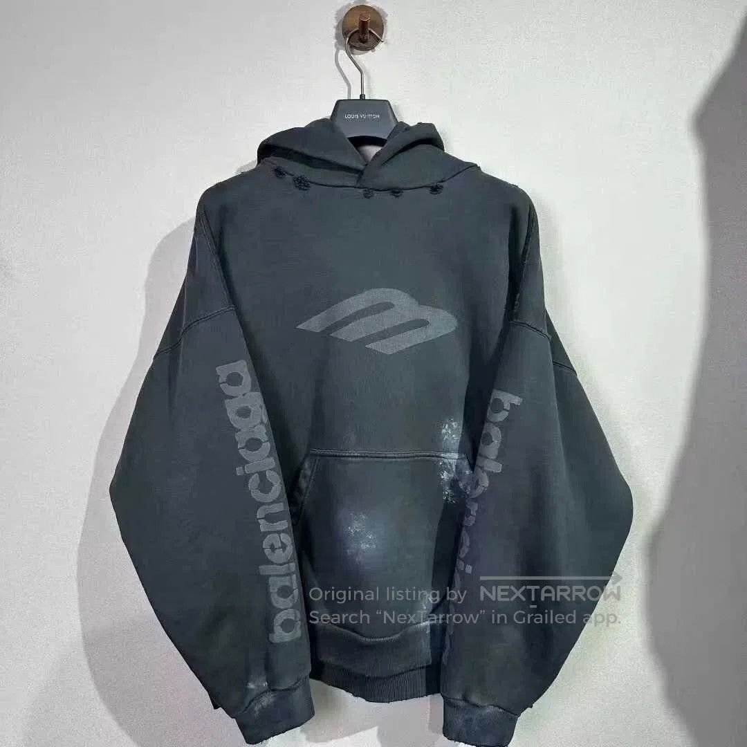 Balenciaga balenciaga 3b splatter hoodie in gray. Size US M / EU 48-50 / 2 - 1 Thumbnail