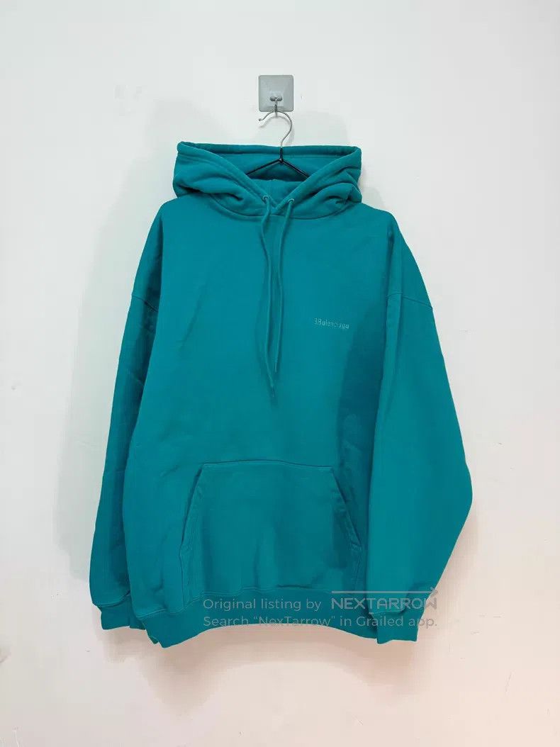 Balenciaga Balenciaga Embroidered Small Logo Hooded Sweatshirt Size US S / EU 44-46 / 1 - 1 Thumbnail