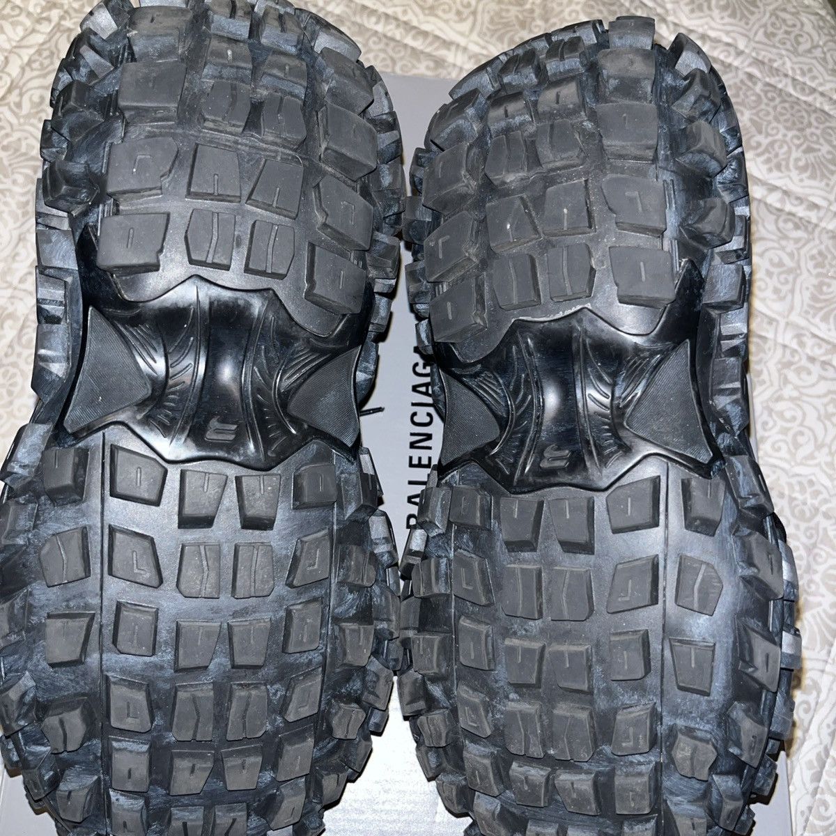 Balenciaga Balenciaga defenders size 45 Size US 12 / EU 45 - 7 Thumbnail