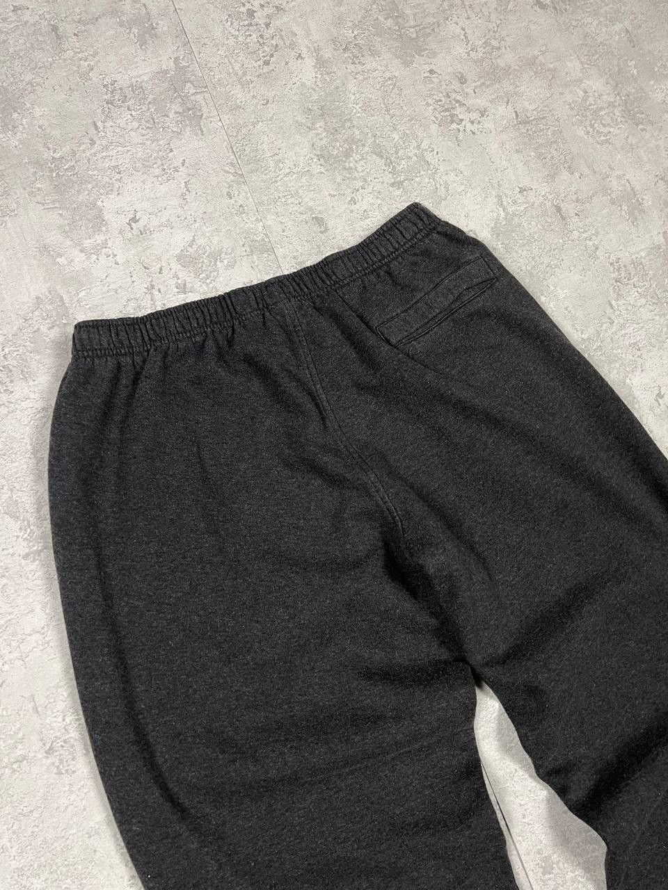 Nike Vintage Nike Baggy Grey Sweatpants Joggers Pants Size XL Size US 38 / EU 54 - 11 Thumbnail