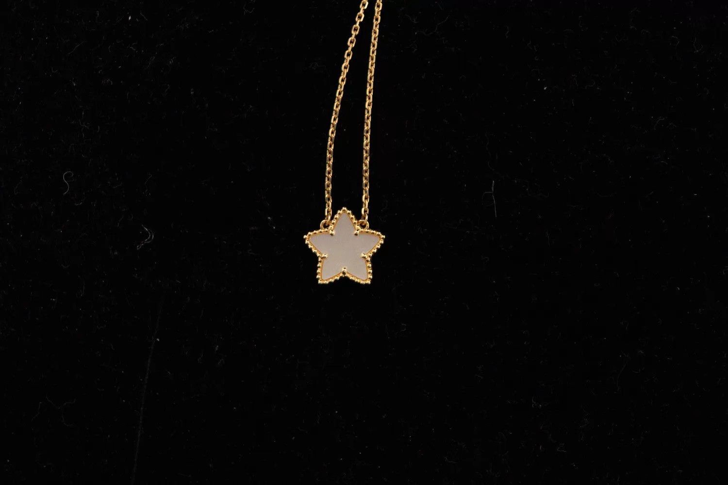Van Cleef & Arpels VC&A 5-Pointed Star Necklace 18k Gold Double-Sided Rare JB Size ONE SIZE - 1 Thumbnail