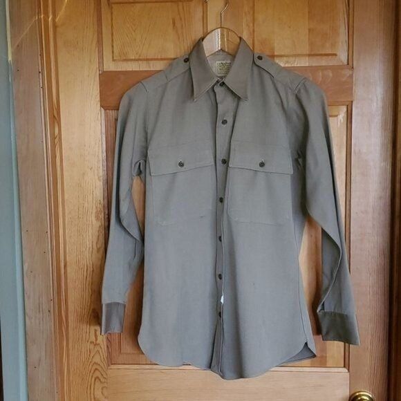 Vintage Command Vintage Military U.S Officers 100% Wool Tan Long Sle Size US M / EU 48-50 / 2 - 1 Thumbnail