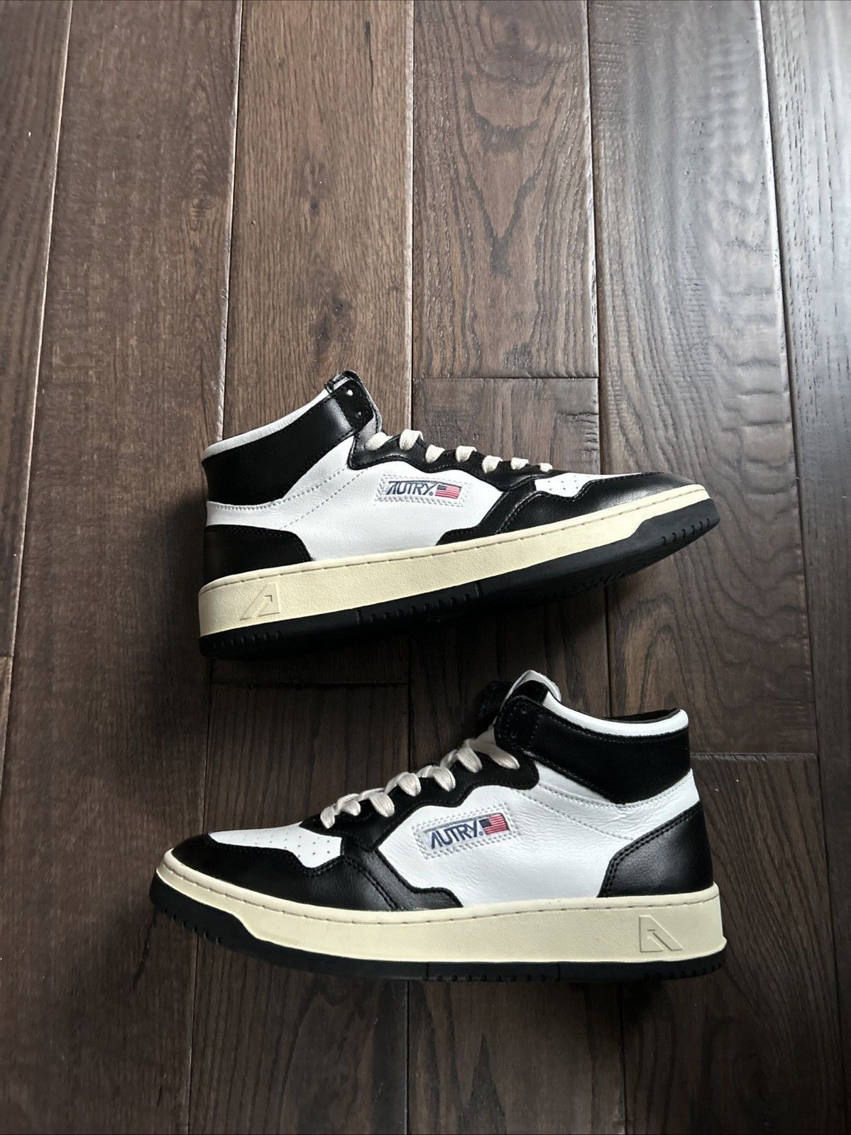 AUTRY Autry 01 Mid Top Sneakers Size US 11 / EU 44 - 2 Thumbnail