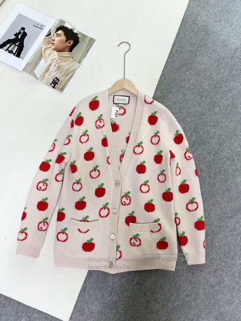 Other Gucci Apple knitted sweater cardigan coat Size M / US 6-8 / IT 42-44 - 1 Thumbnail
