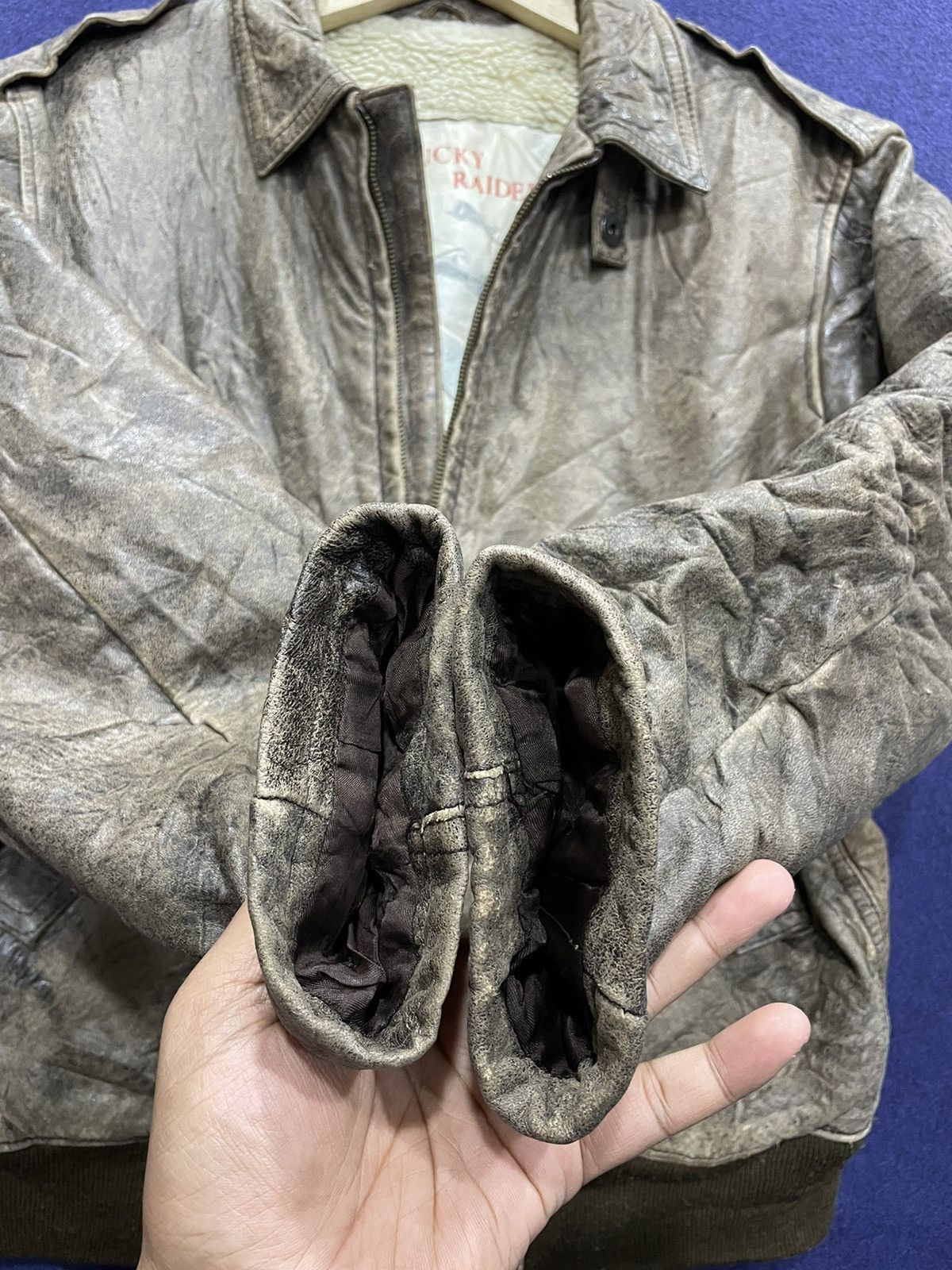 Vintage Vintage 80s Army Bomber Leather Jacket Lucky Raider Size US M / EU 48-50 / 2 - 6 Thumbnail