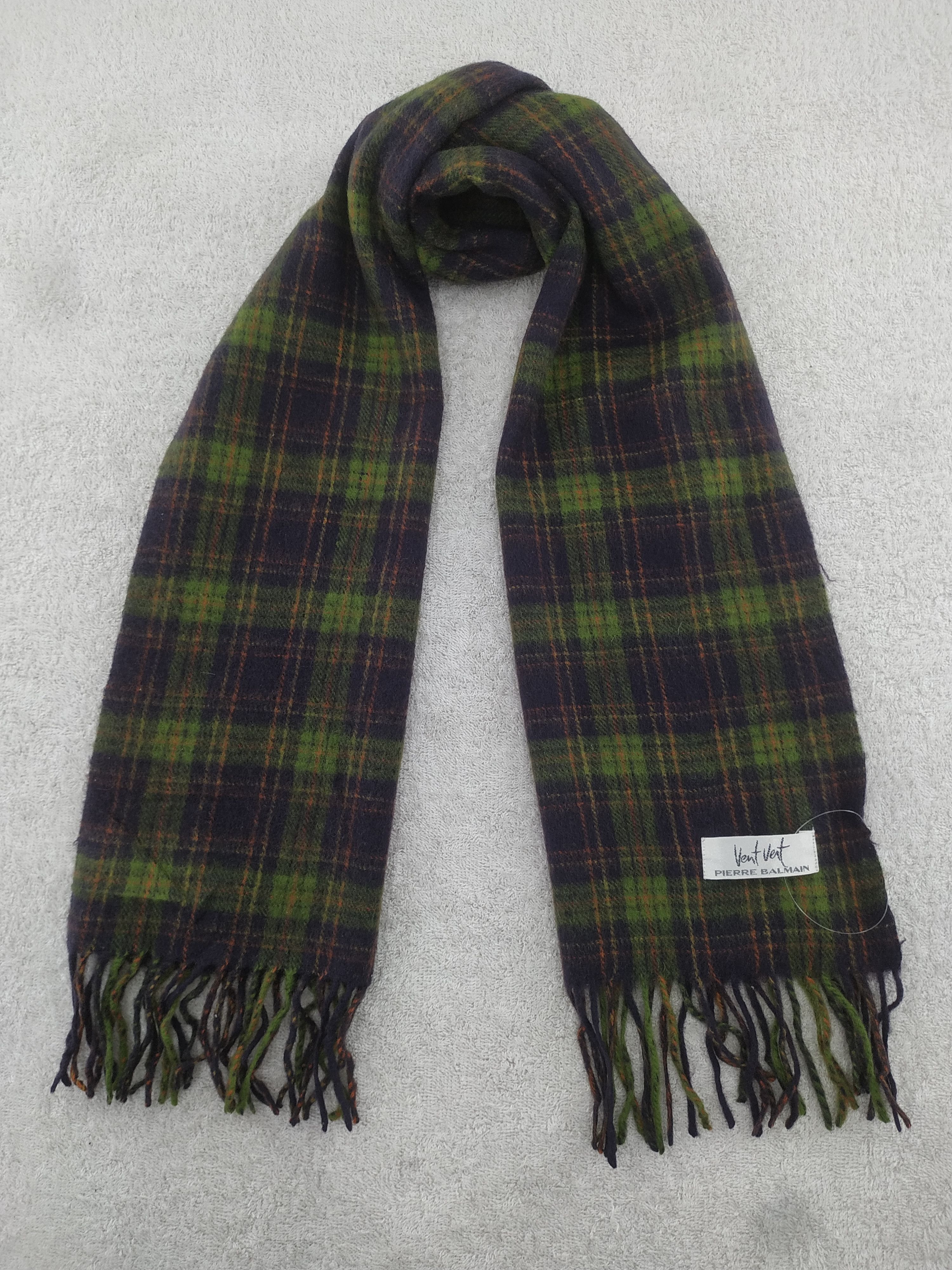 Pierre Balmain Vintage Pierre Balmain Scarf/Muffler/Neckwear MF577 Size ONE SIZE - 1 Thumbnail
