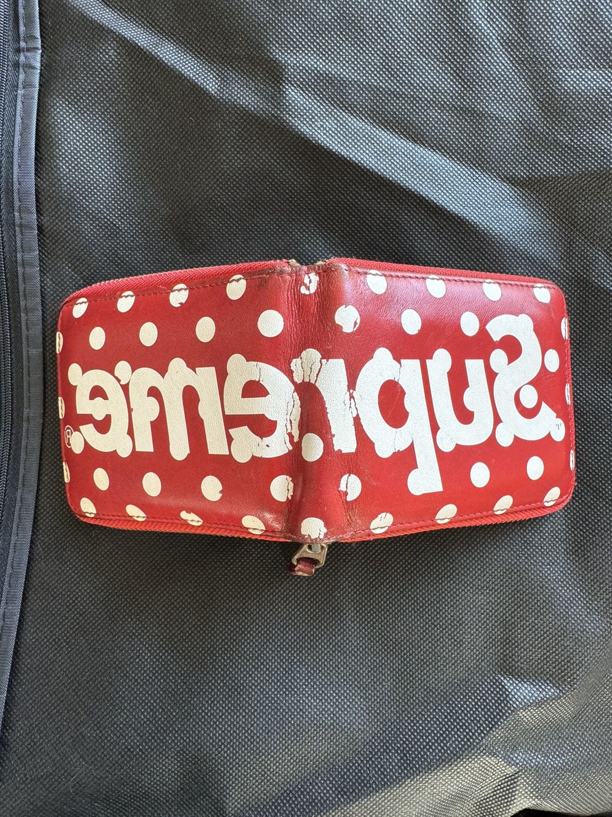 CDG by Comme des Garcons × Comme des Garcons × Supreme Supreme X Comme Des Garcons Polka Dot Wallet Red Cdg Size ONE SIZE - 12 Thumbnail