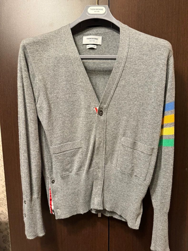 Thom Browne Thom browne Rainbow stripe light gray cashmere cardigan jac Size US M / EU 48-50 / 2 - 1 Thumbnail
