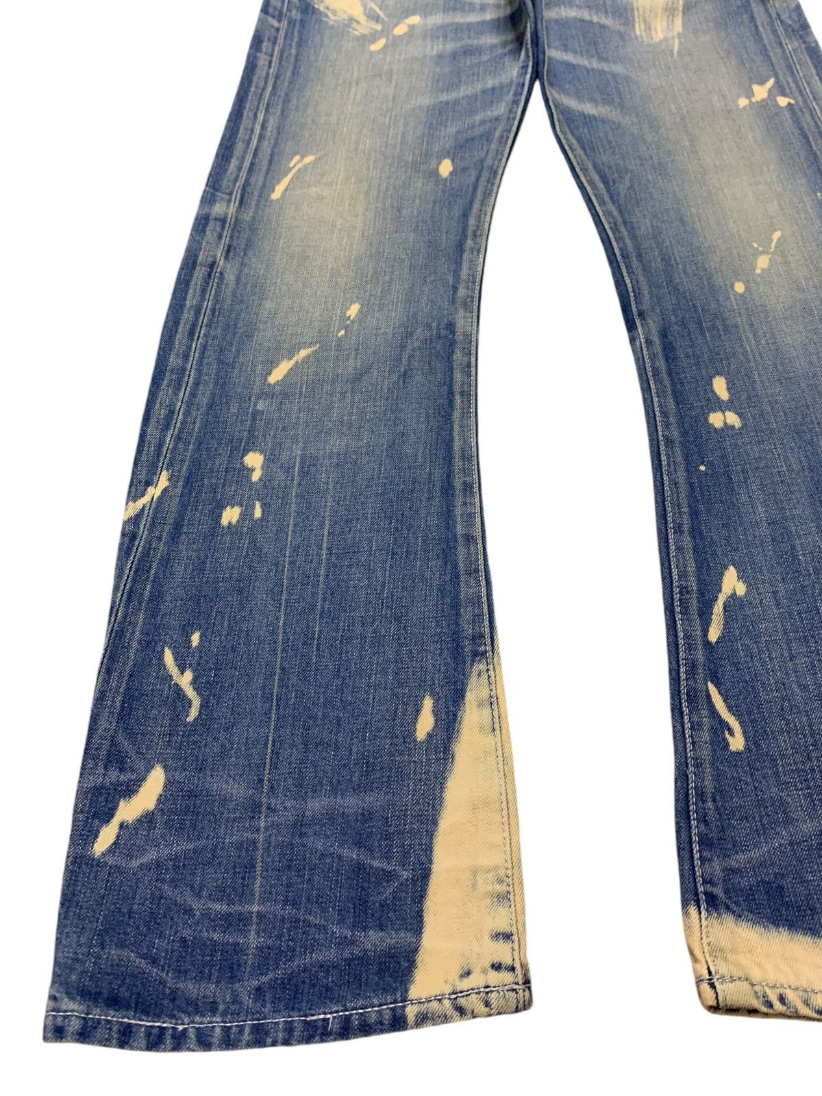 Japanese Brand Vintage Japanese Brand Buttonfly Rusty Acid Wash Loose Jeans Size US 29 - 6 Thumbnail
