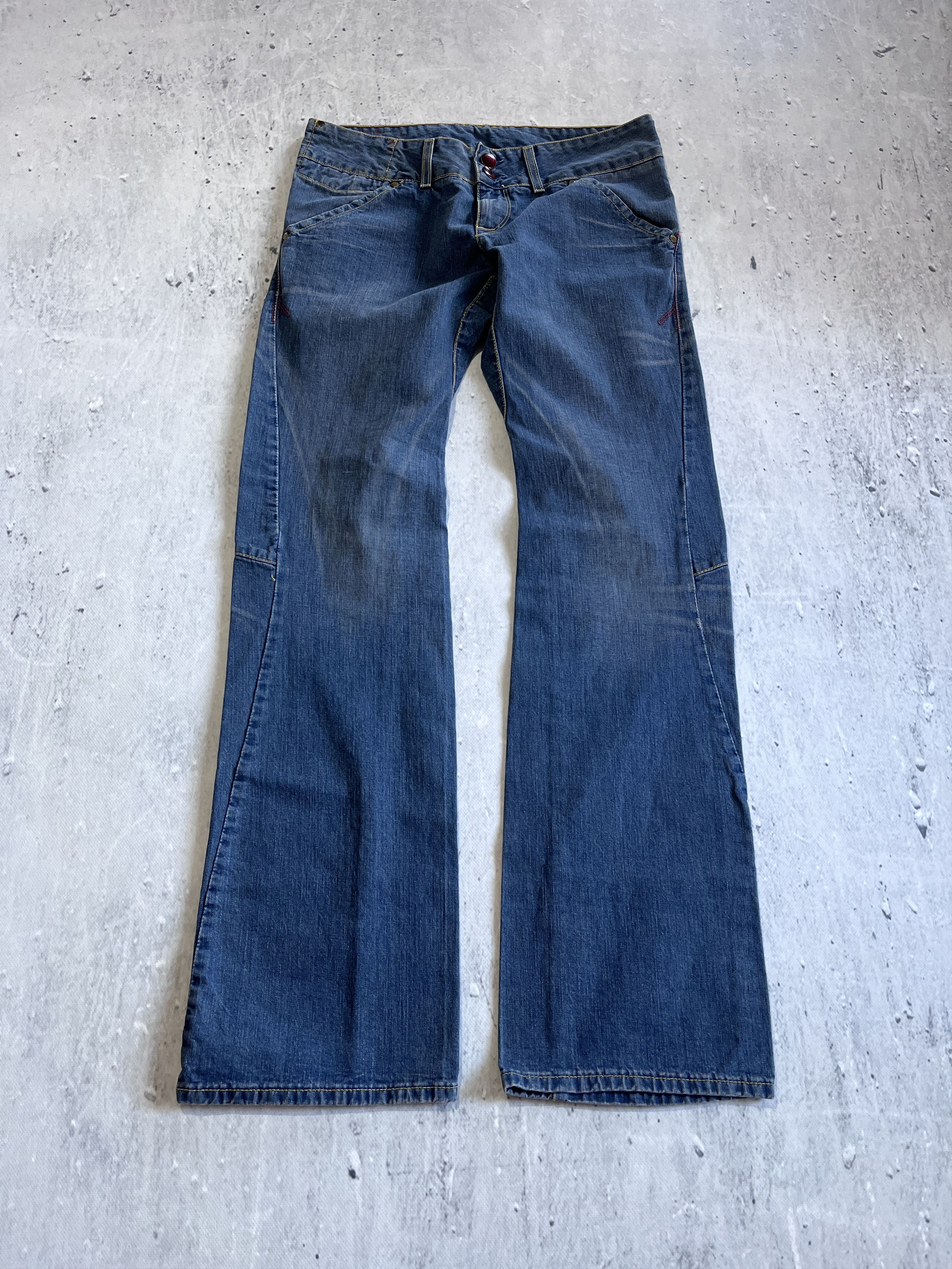 00s Levi’s engineered jeans loose w30 Levi's Levi's Engineered Jeans W30 Y2K Twisted Leg LightWash Denim