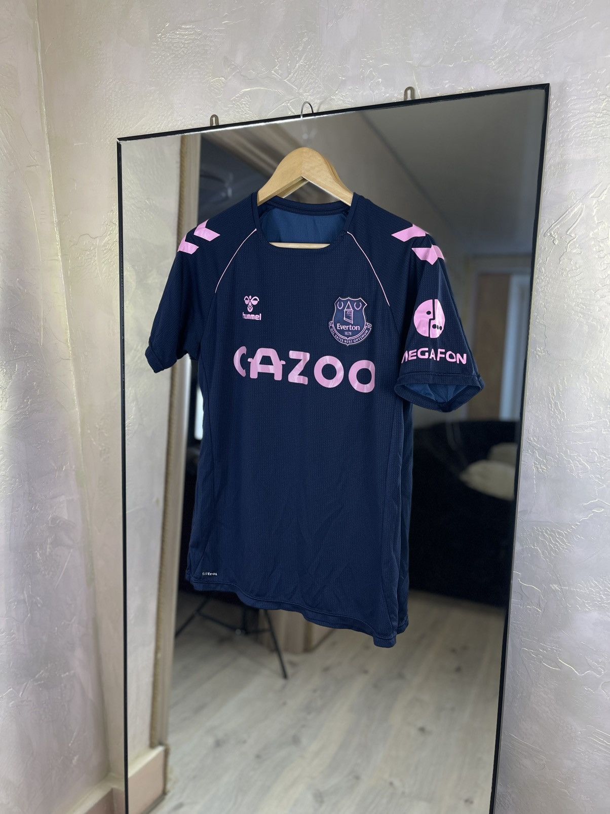 Hummel Everton 21/22 Third Kit Hummel ZeroH2O Tech Soccer Jersey Size US M / EU 48-50 / 2 - 1 Thumbnail
