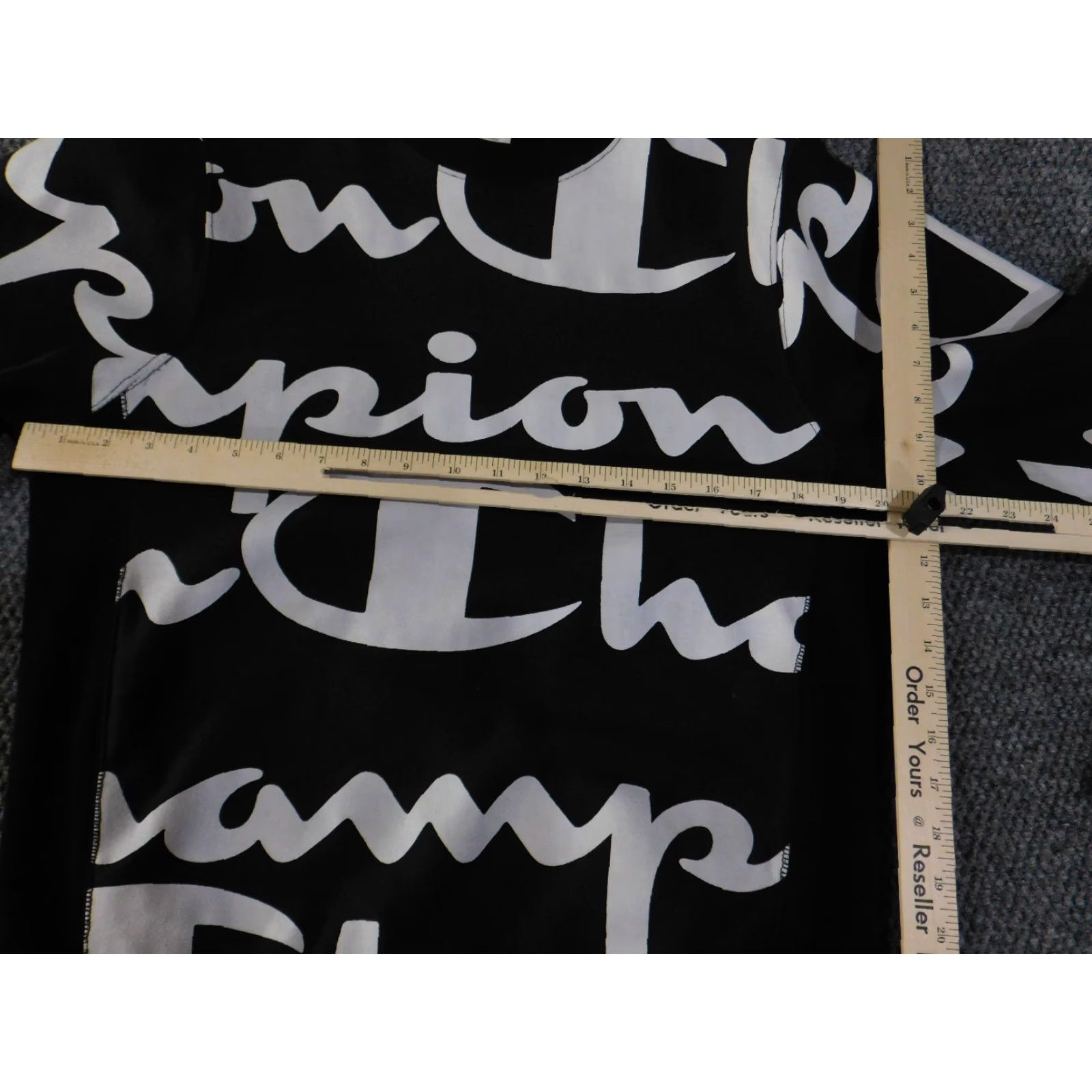 Champion Champion Sweatshirt Mens Small Black Reverse Weave Logo Crewneck Long Sleeve Pullover Knit Cotton Black Size S Regular Size US S / EU 44-46 / 1 - 5 Thumbnail