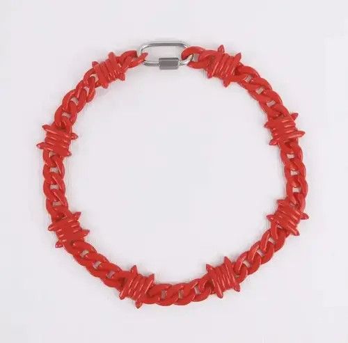 VIBE Unisex Red Acrylic Brambles Wire Thorns Chain Necklace Size ONE SIZE - 4 Thumbnail