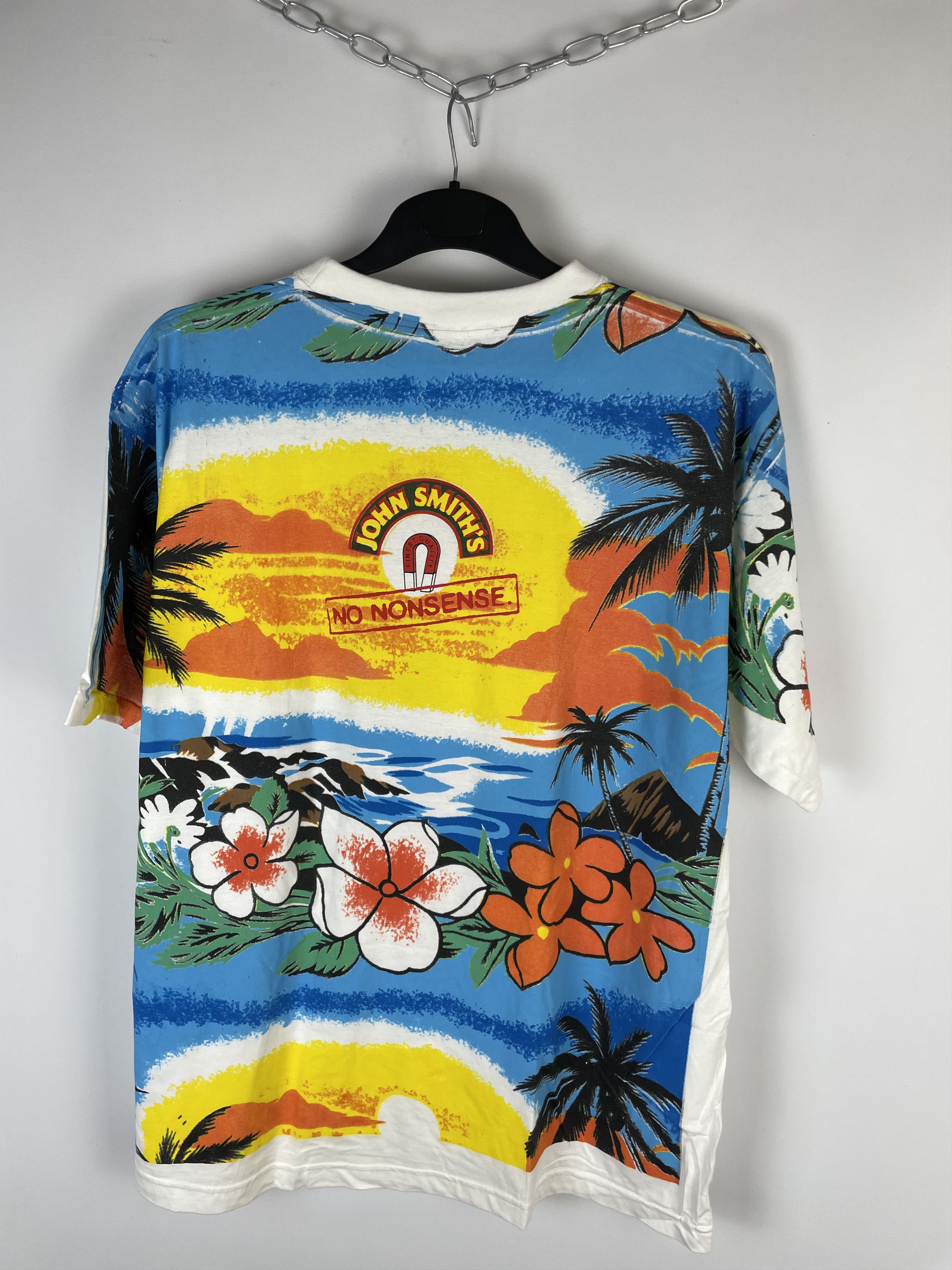 Vintage John Smith's vintage t-shirt Size US XL / EU 56 / 4 - 7 Thumbnail