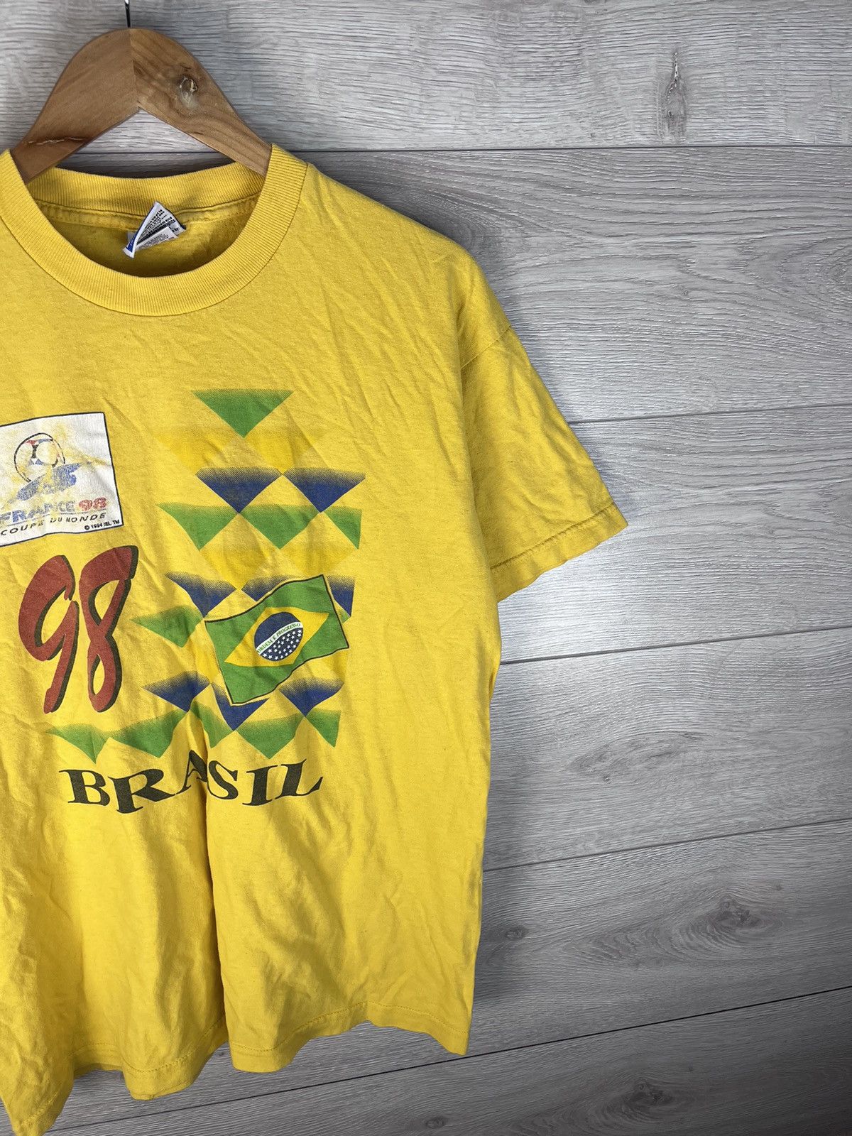 Umbro Mens t-shirt merch France 98 Coupe Ou Mande size L Brazil Size US L / EU 52-54 / 3 - 3 Thumbnail